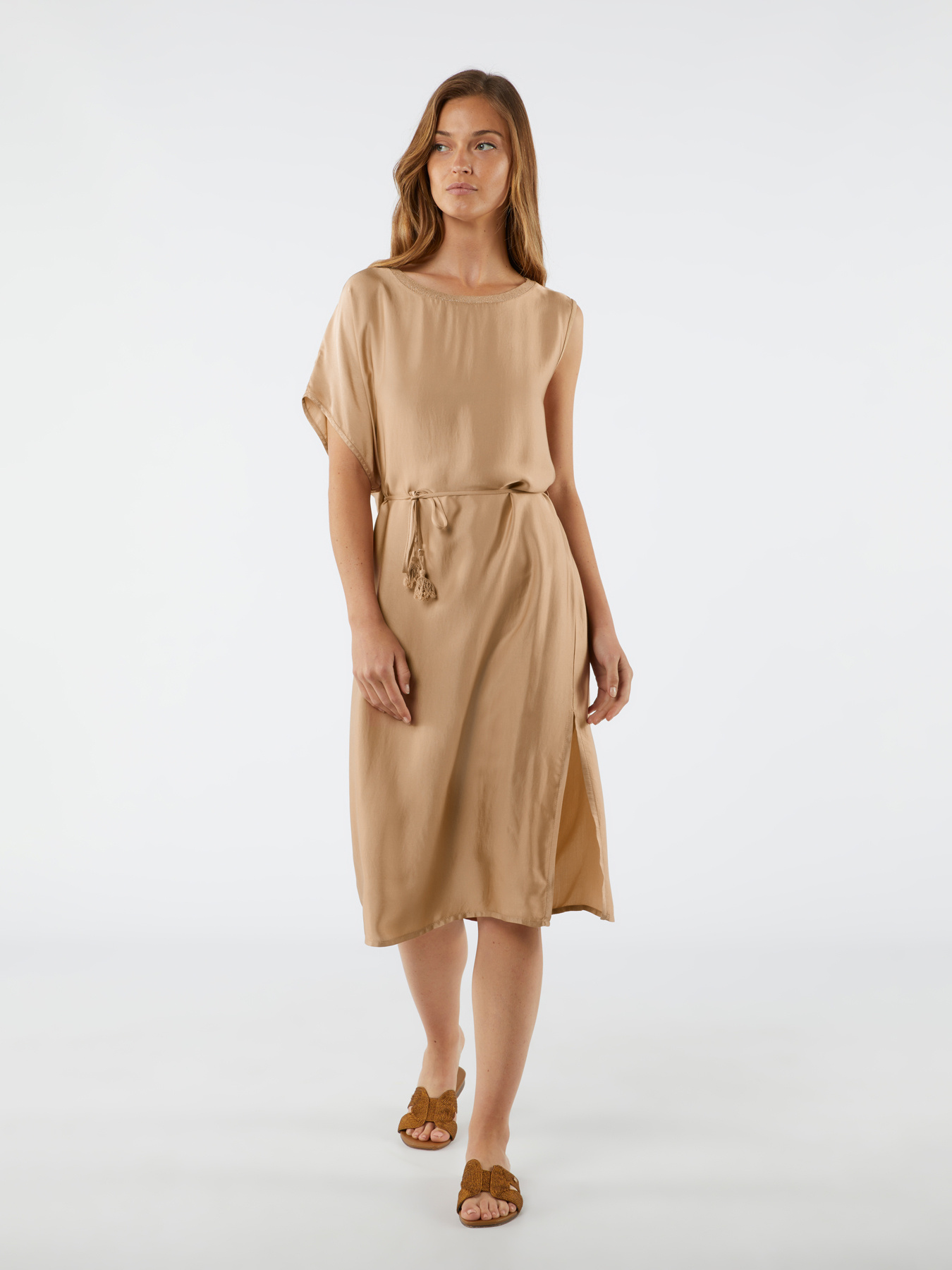 Midi-Kleid aus Satin image number 0