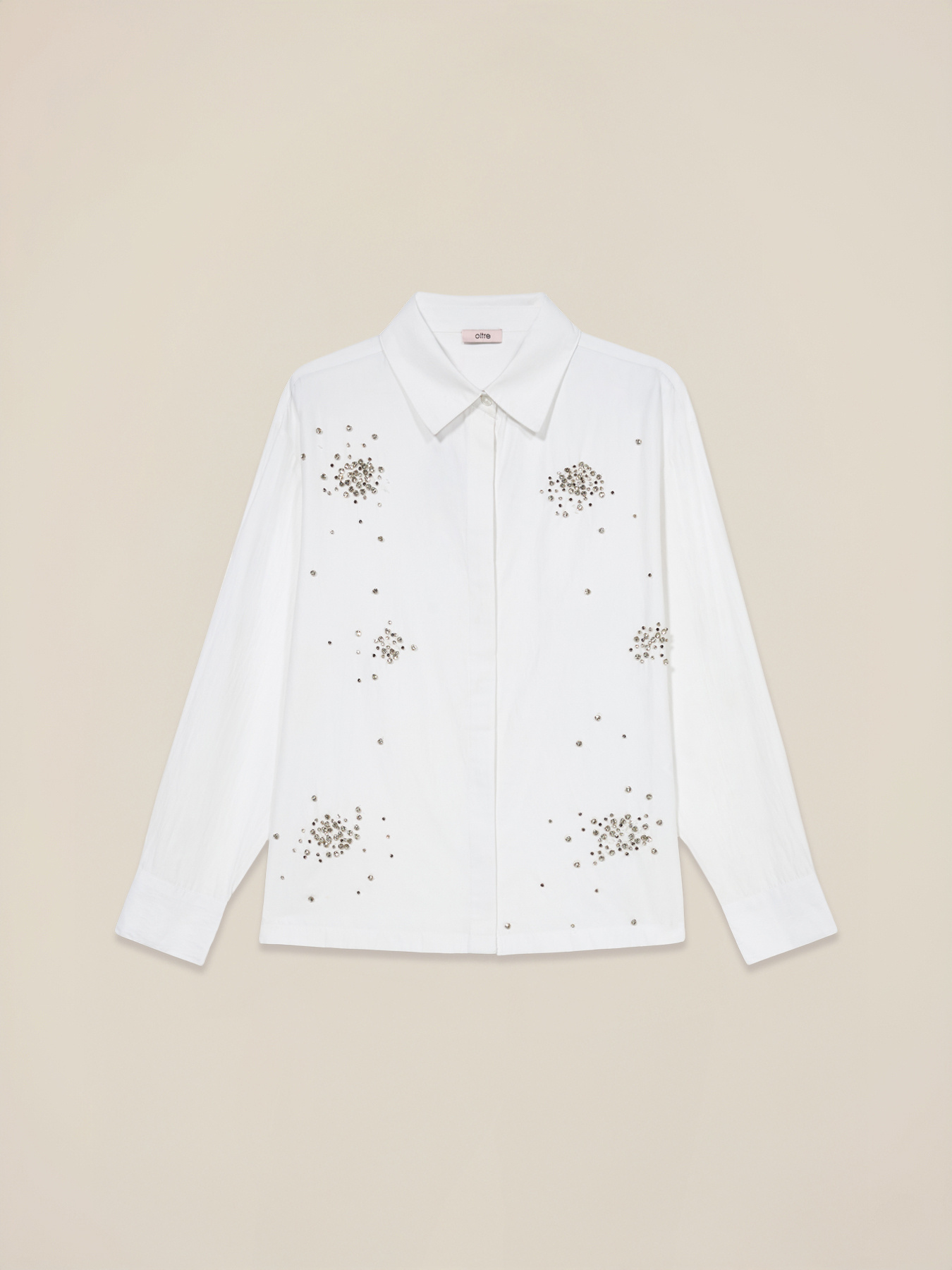 Gabardine shirt with appliqu&eacute;s image number 3