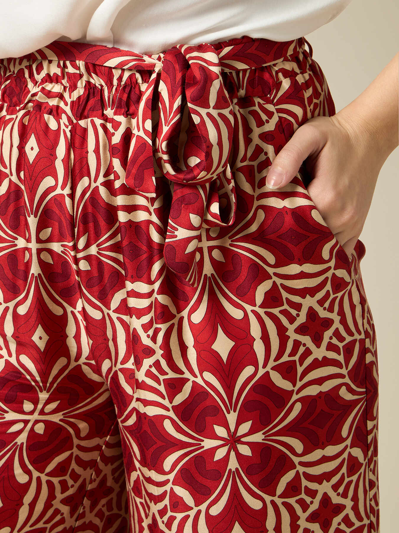 Patterned viscose palazzo trousers image number 2