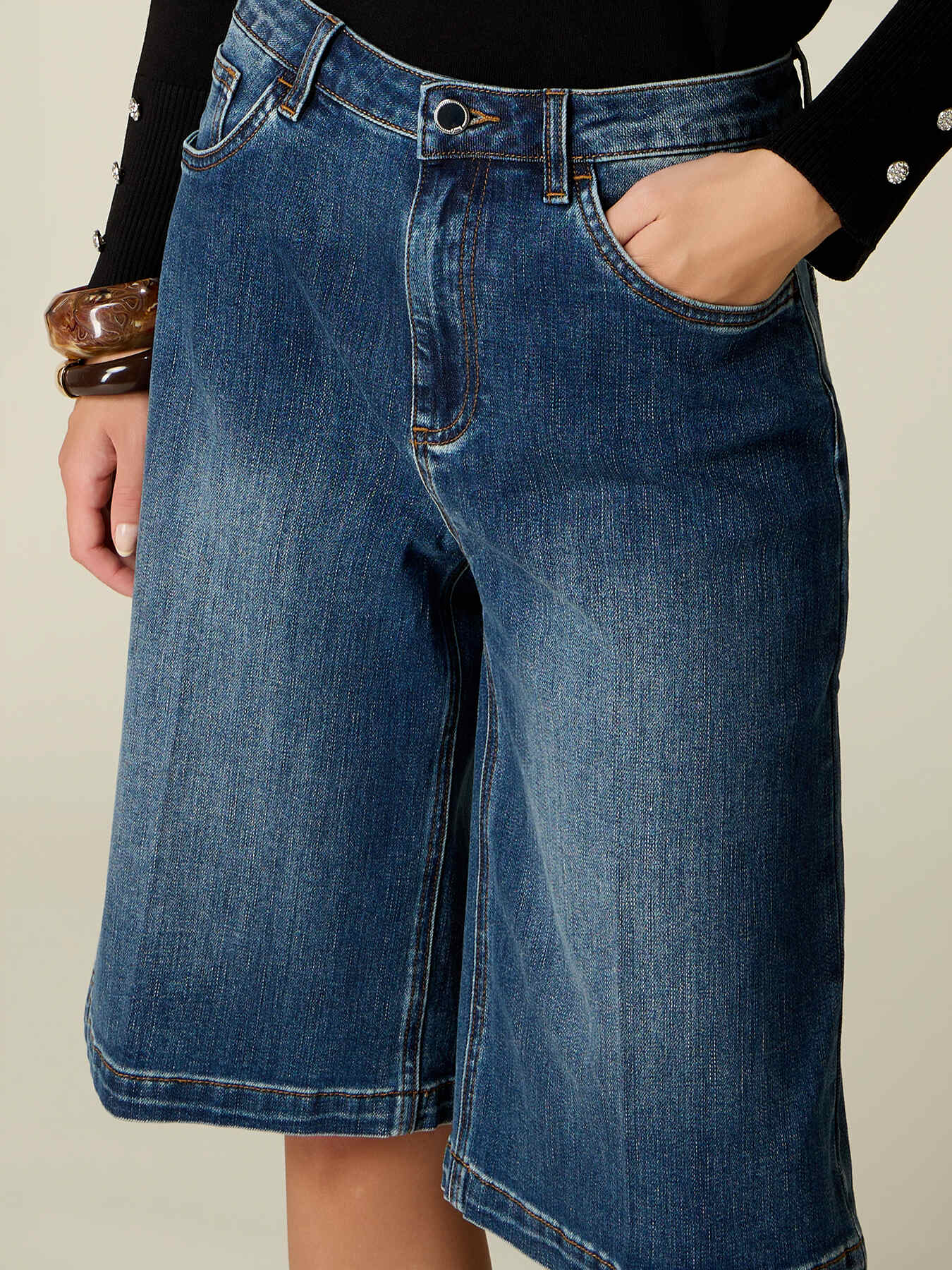 Denim Bermuda shorts image number 2