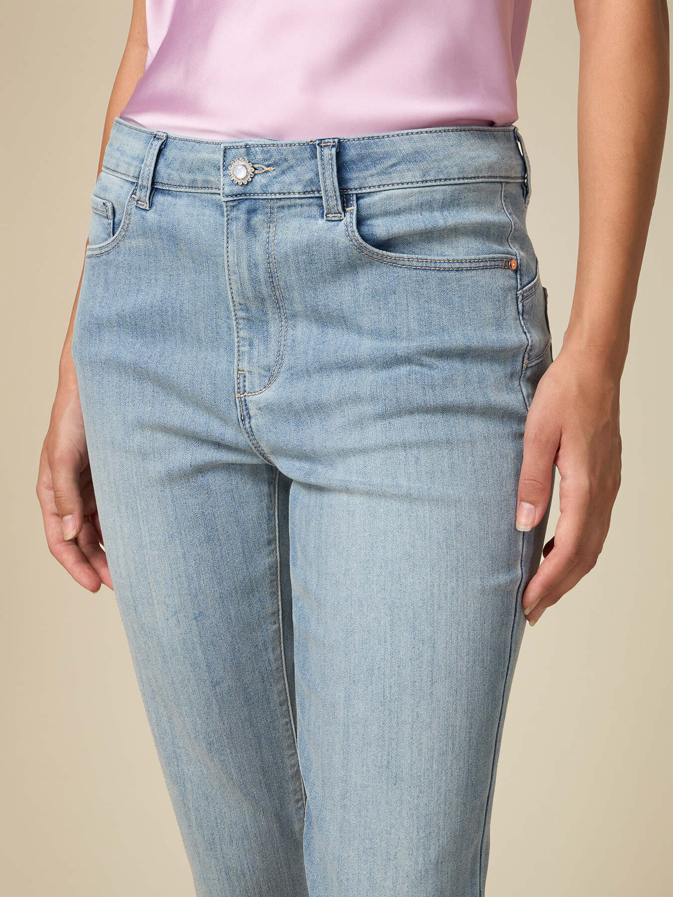 Stone bleached skinny jeans image number 2