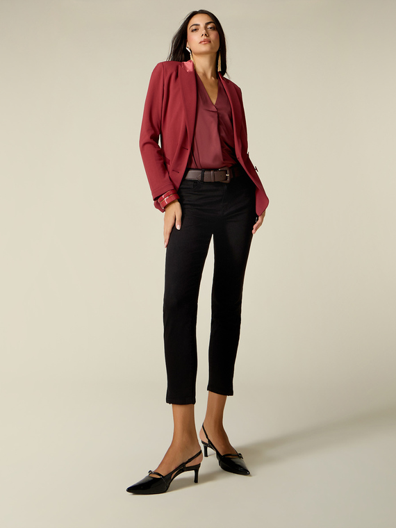 Skinny pants with metal chain