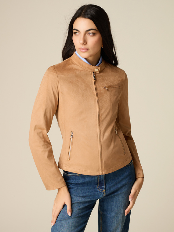 Chaqueta con cremallera y cuello mao