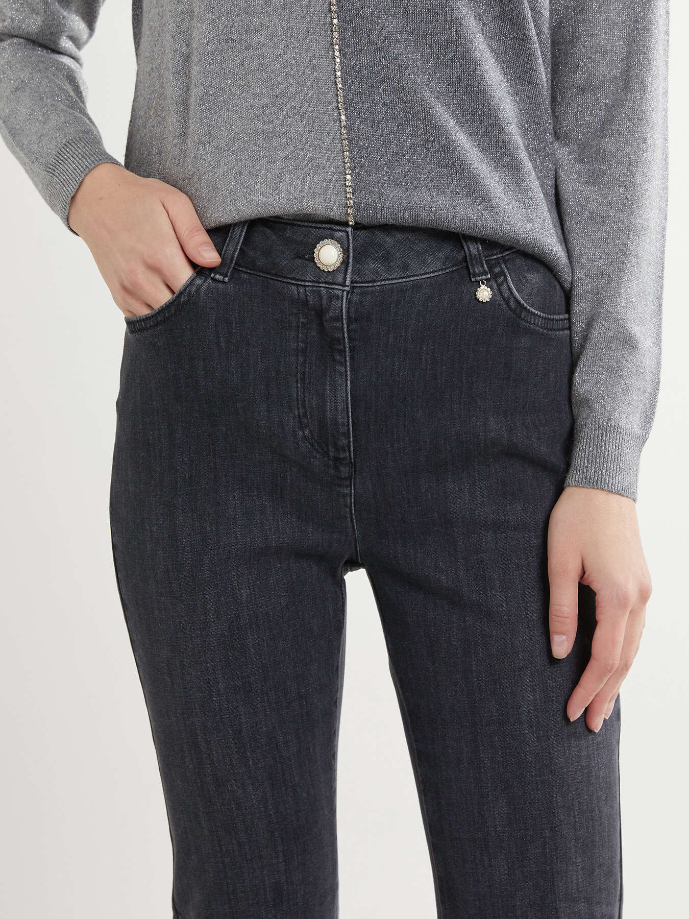 Jeans regular Milano con ricamo image number 2
