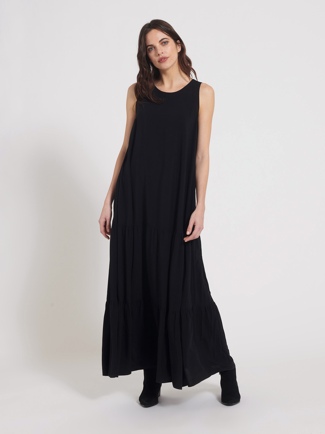 Vestido largo sin mangas image number 0