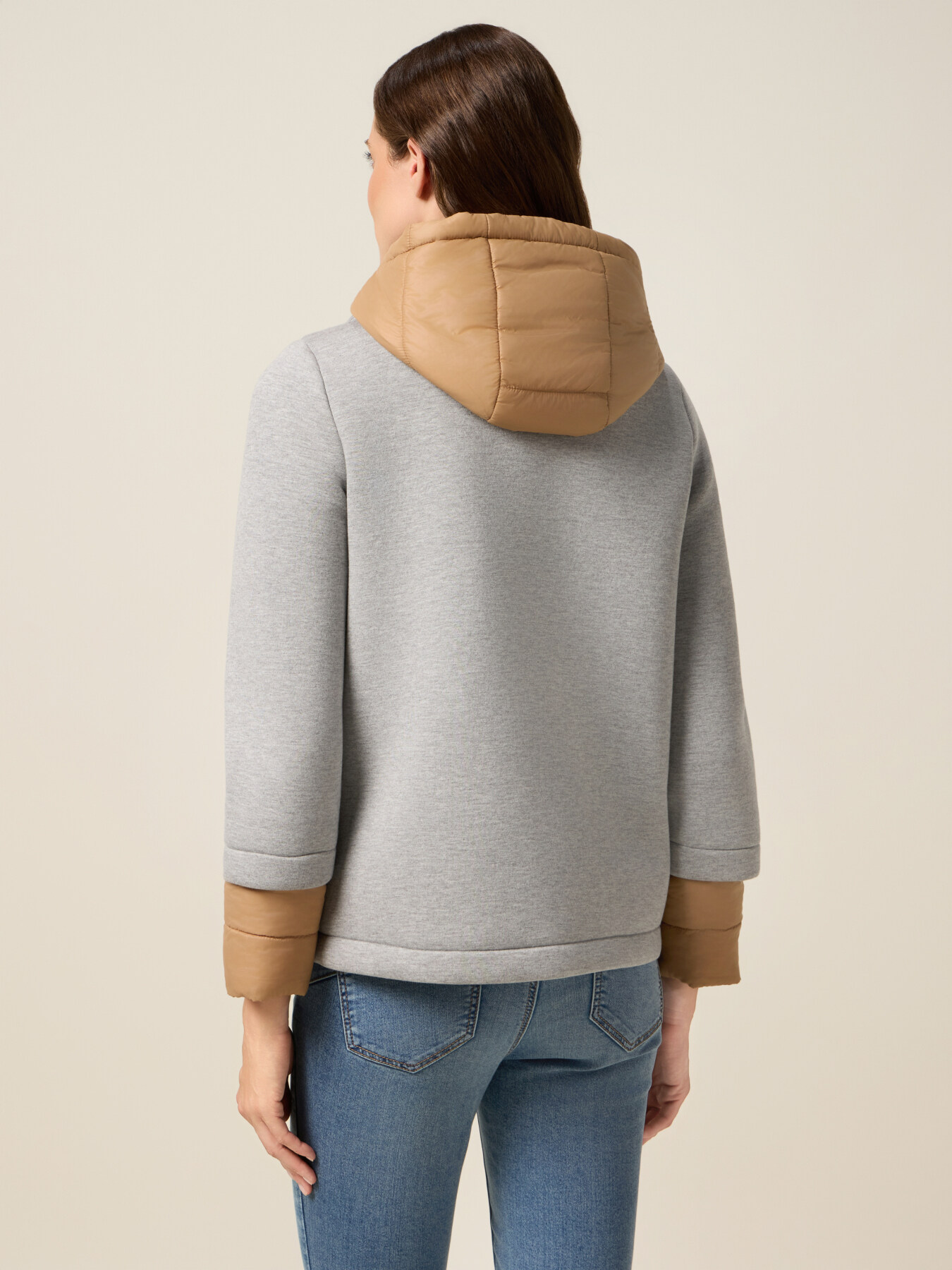 Two-material combined jacket image number 1