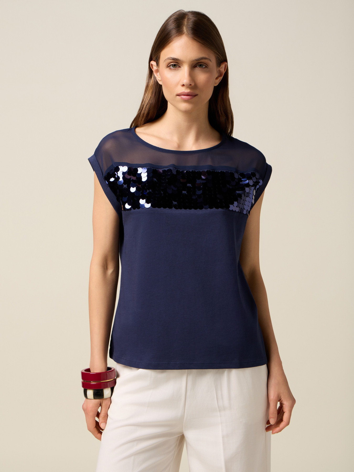 T-shirt bi-mati&egrave;re &agrave; paillettes image number 0
