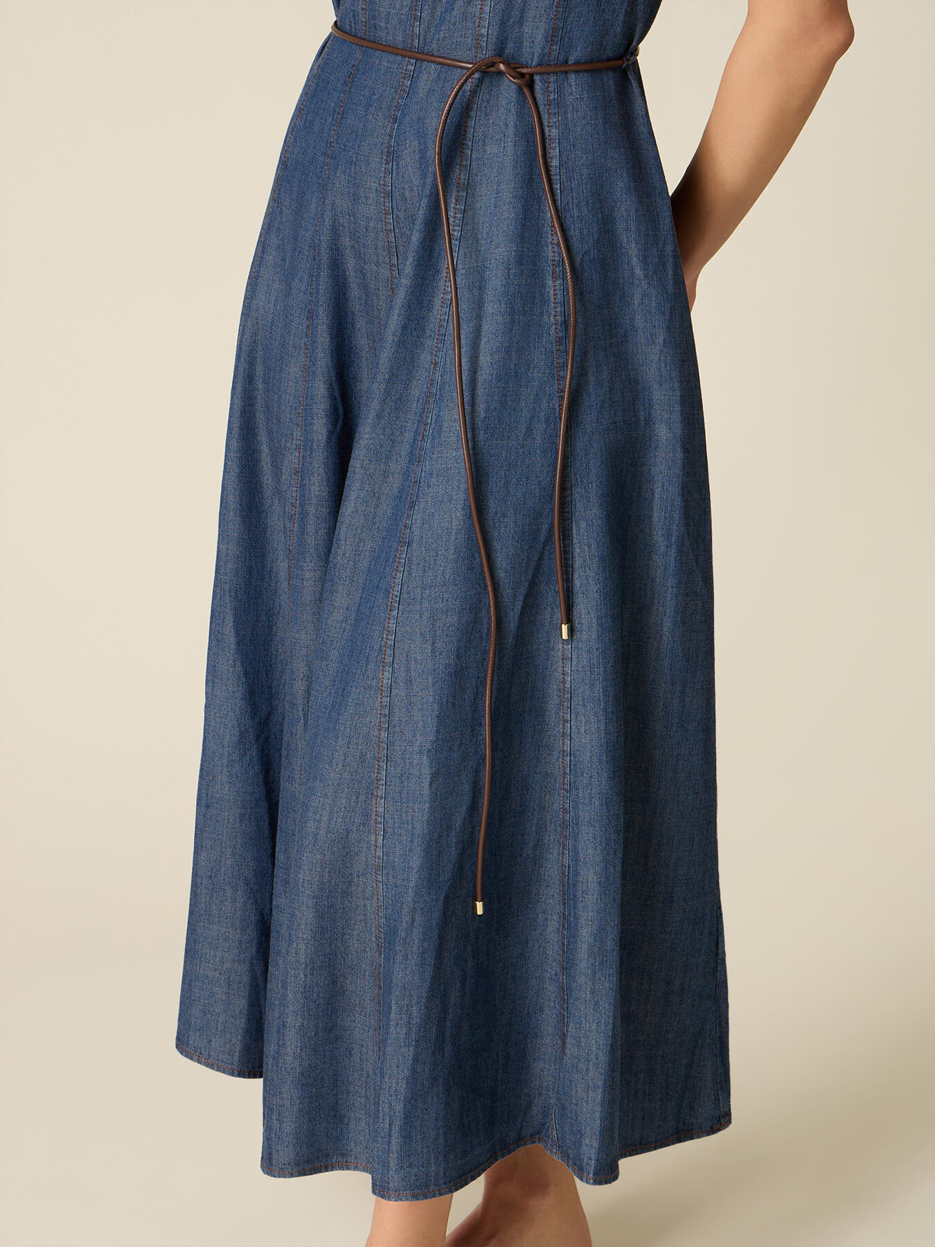 Rochie lungă fără m&acirc;neci cu efect denim image number 2