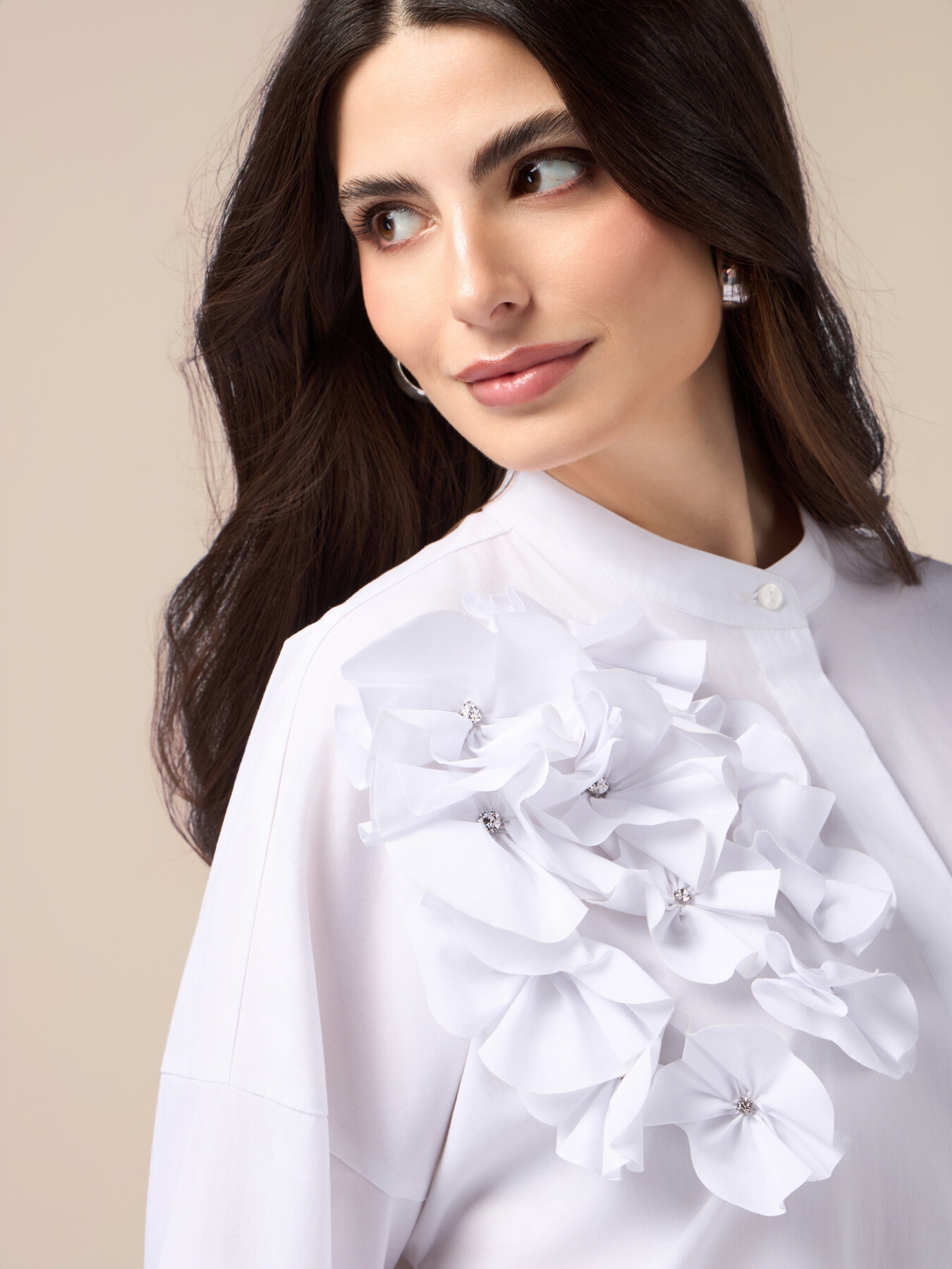 Camicia in popeline con applicazione floreale image number 2