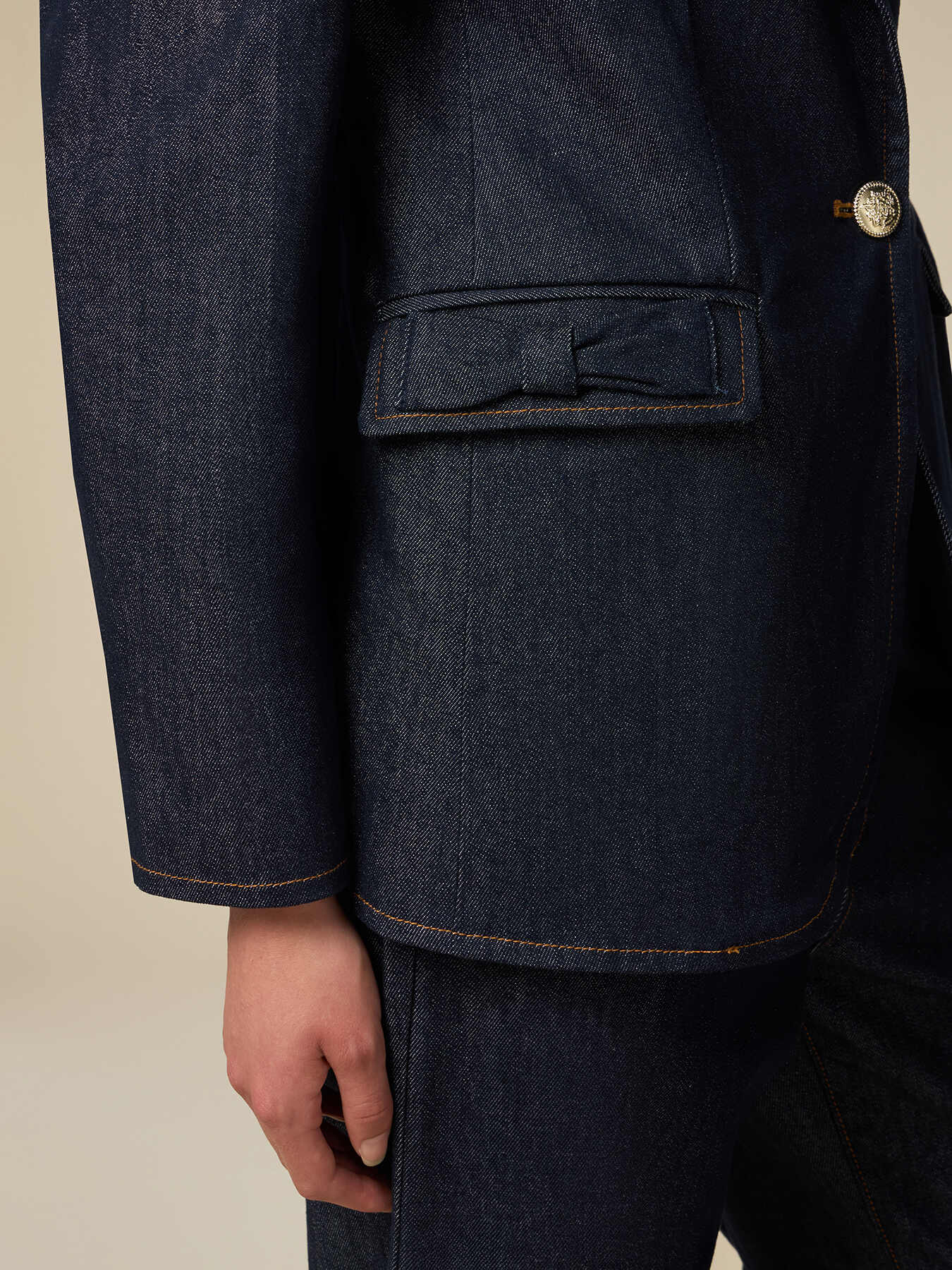 Denim-Blazer mit Schleifen image number 2