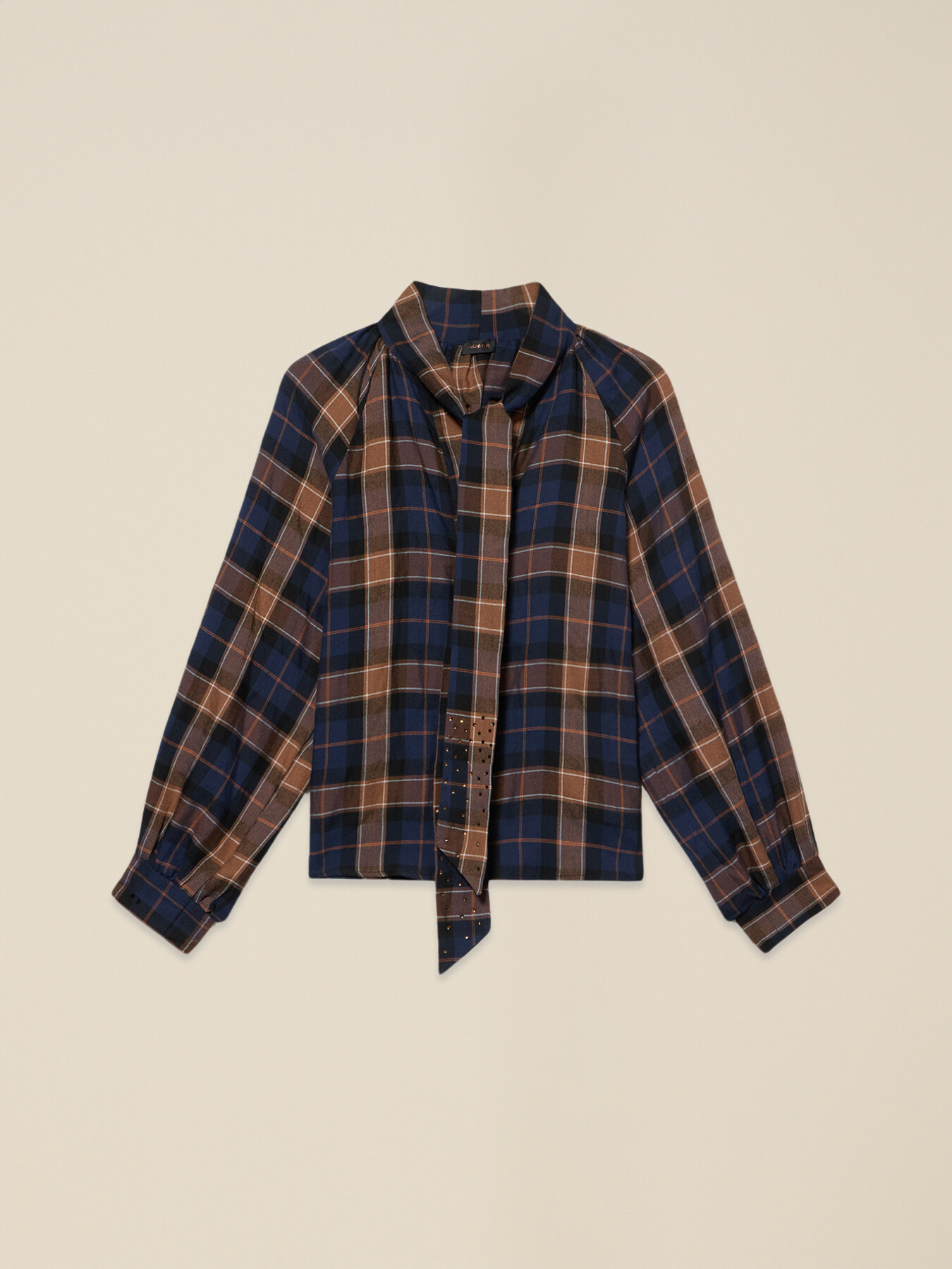 Check shirt with bow image number 3