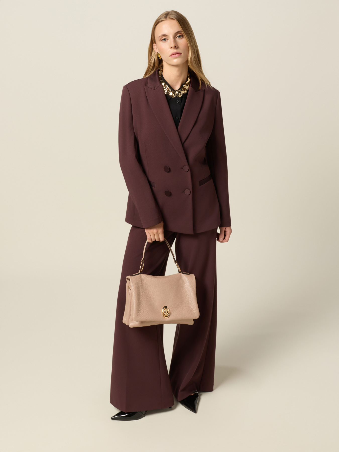 Double-breasted blazer with covered buttons image number 3