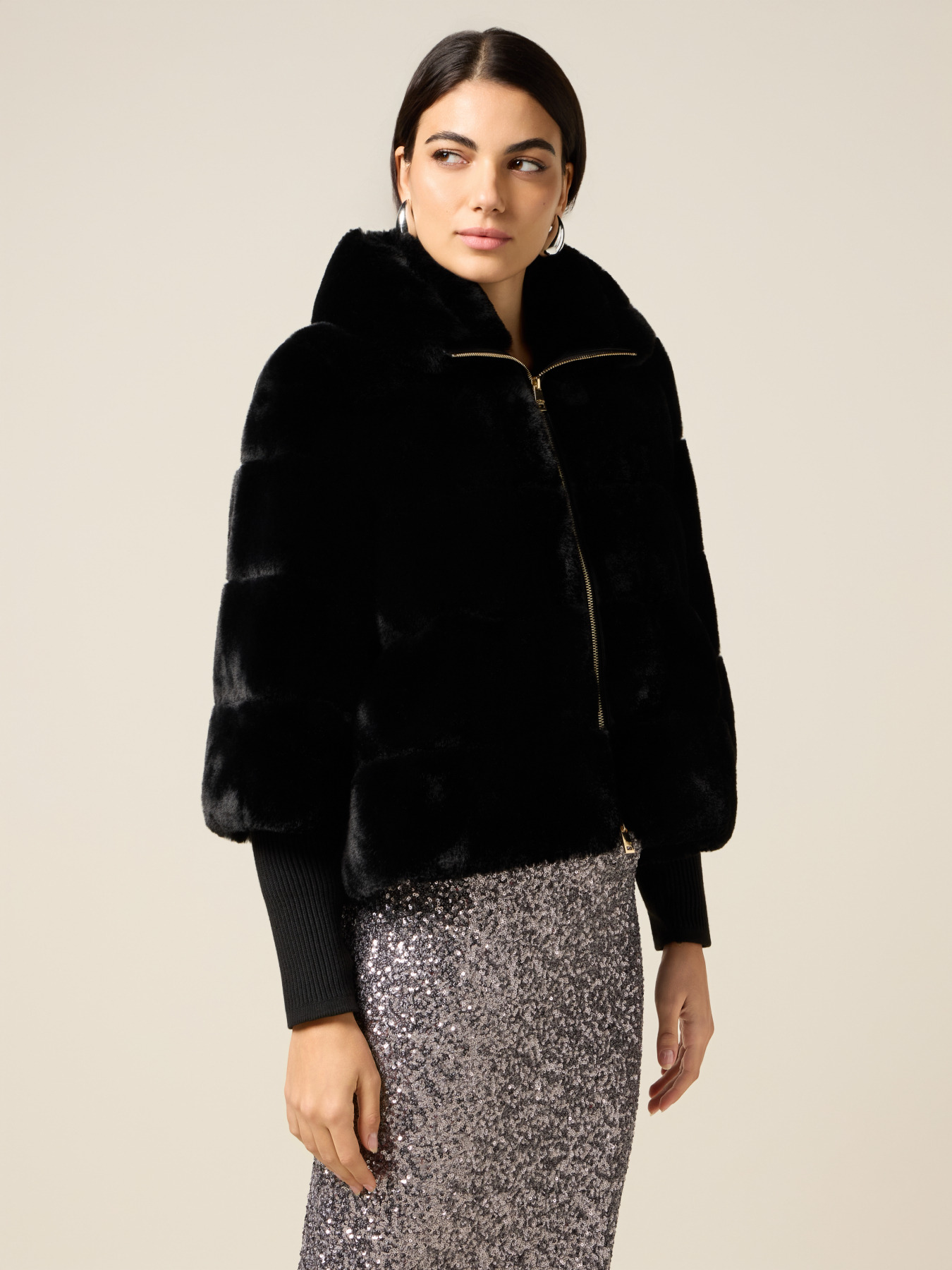Jacke aus pelzigem Stoff image number 0