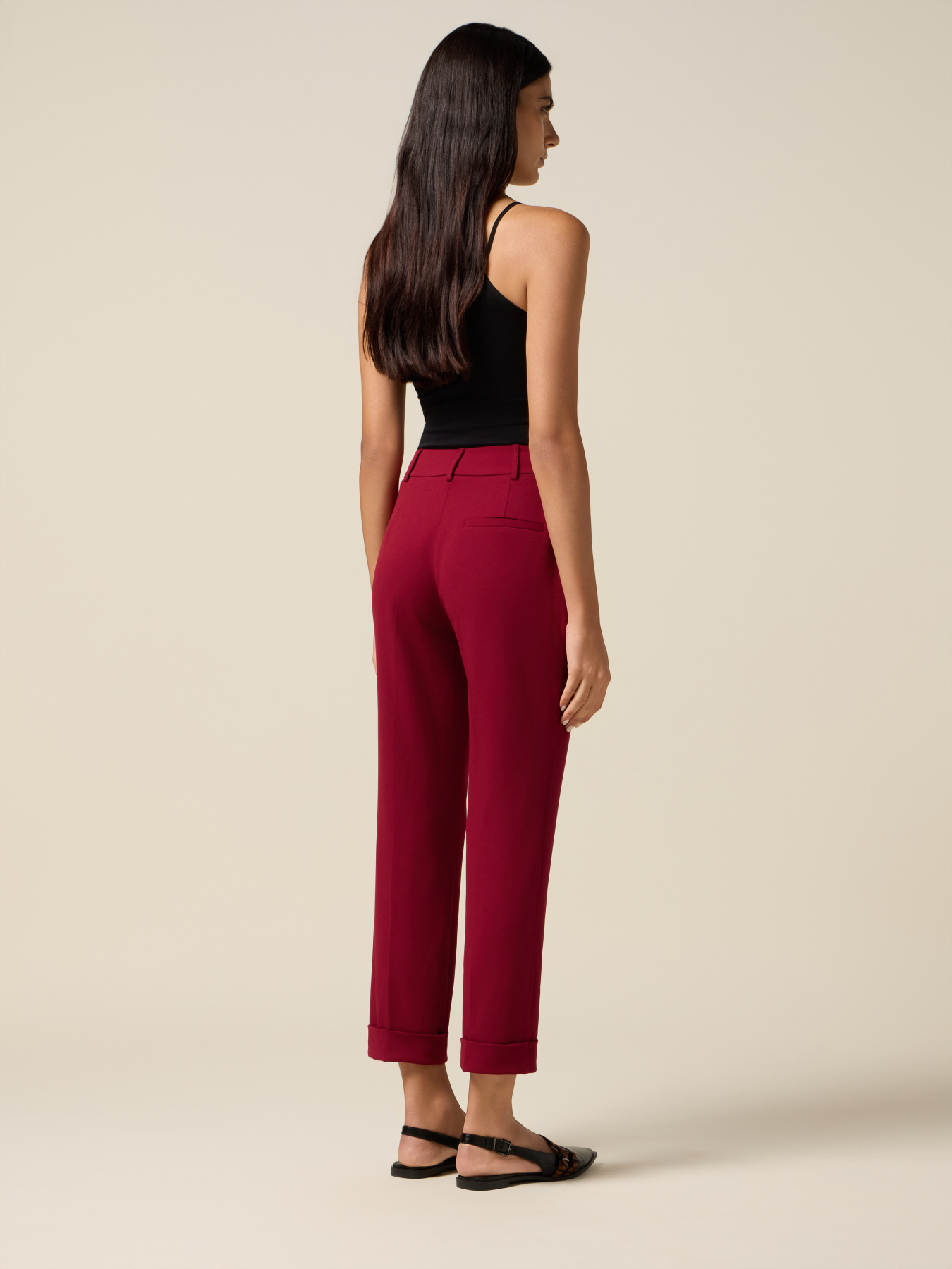 Pantalones cropped de tejido crep&eacute; image number 1