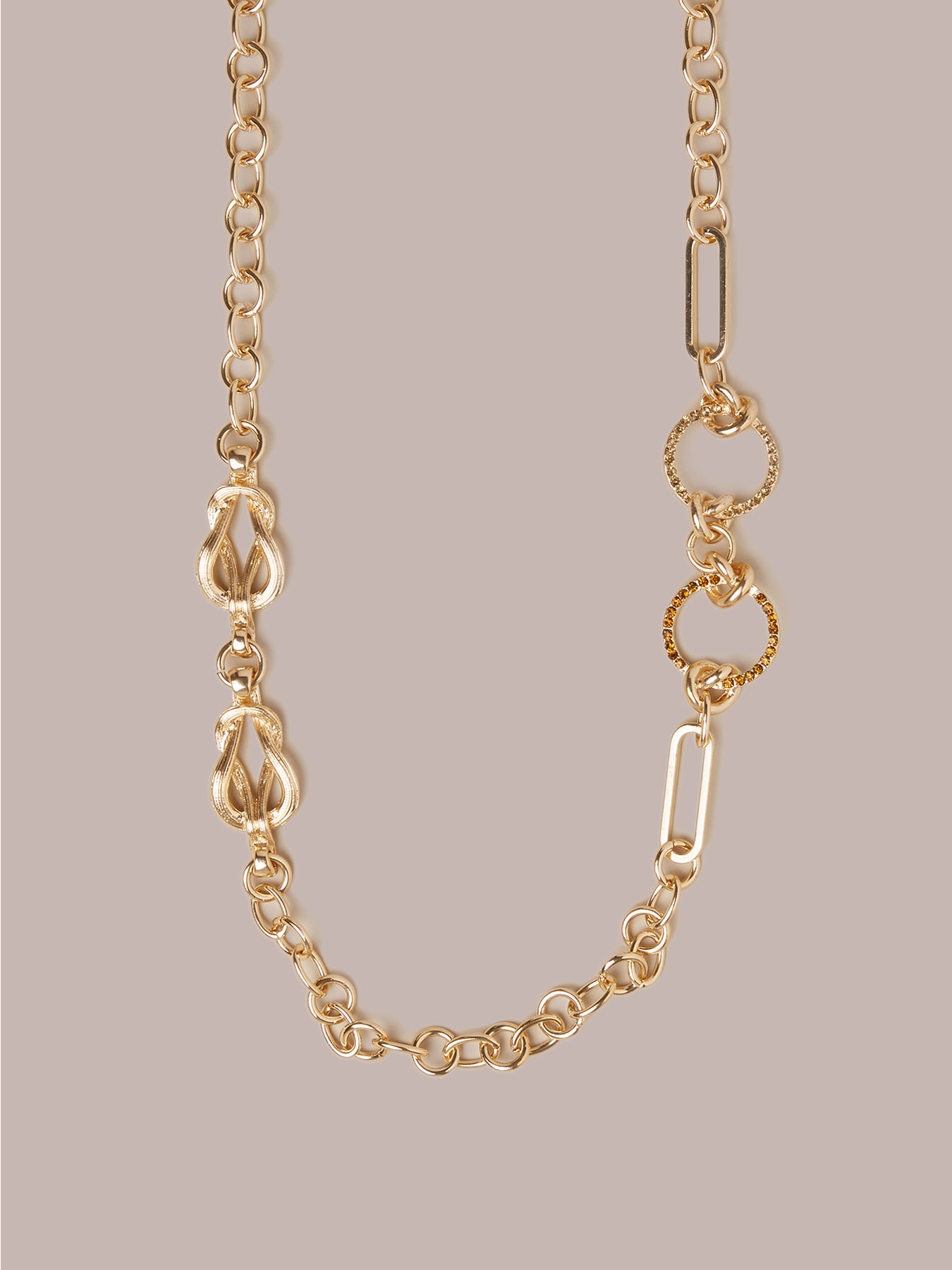Collar met&aacute;lico con cadenita de enganche y pedrer&iacute;a image number 1