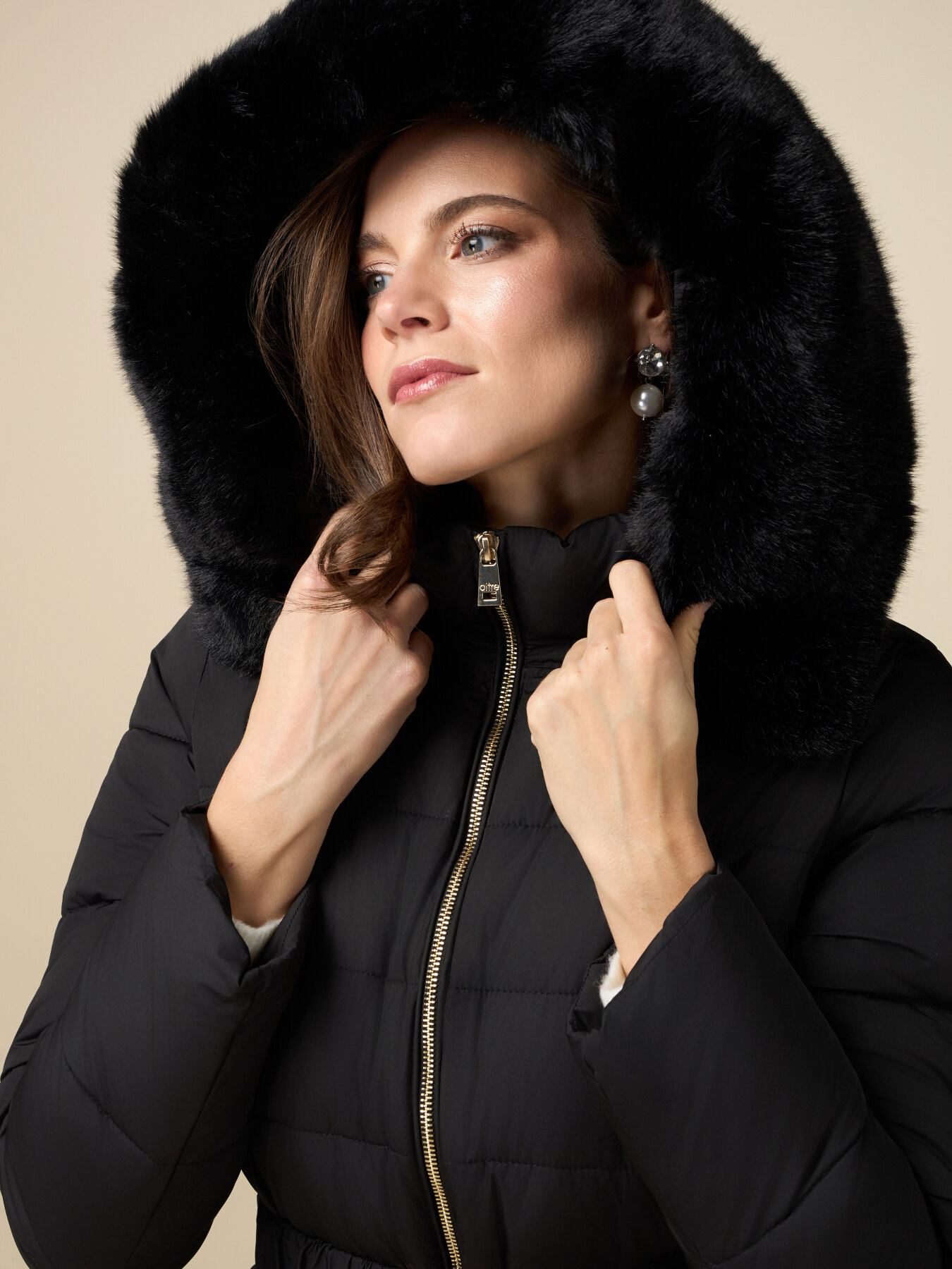 Midi down jacket with belt and furry edge image number 2