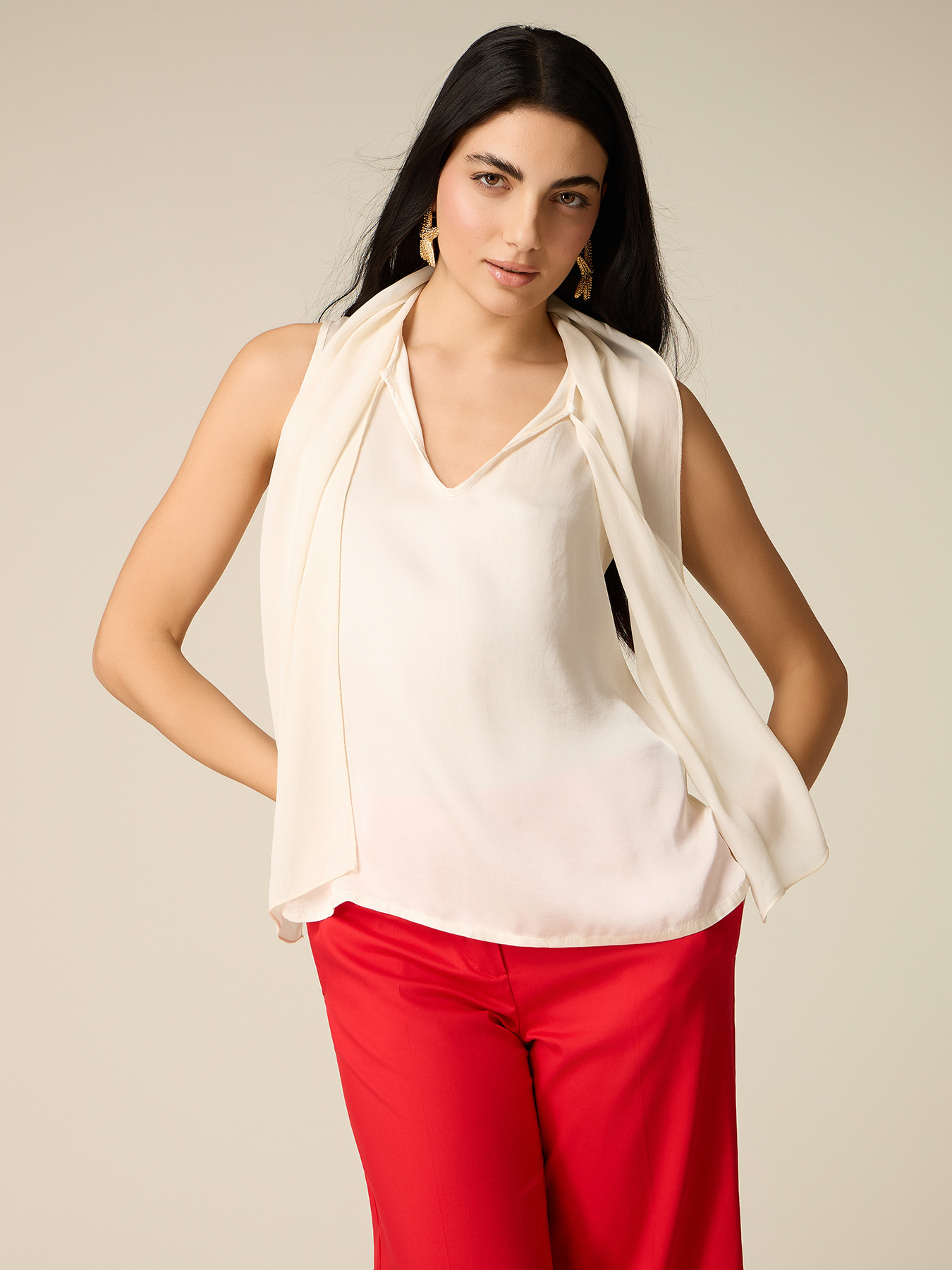 Viscose top with bow image number 0