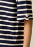 T-shirt over a righe image number 2