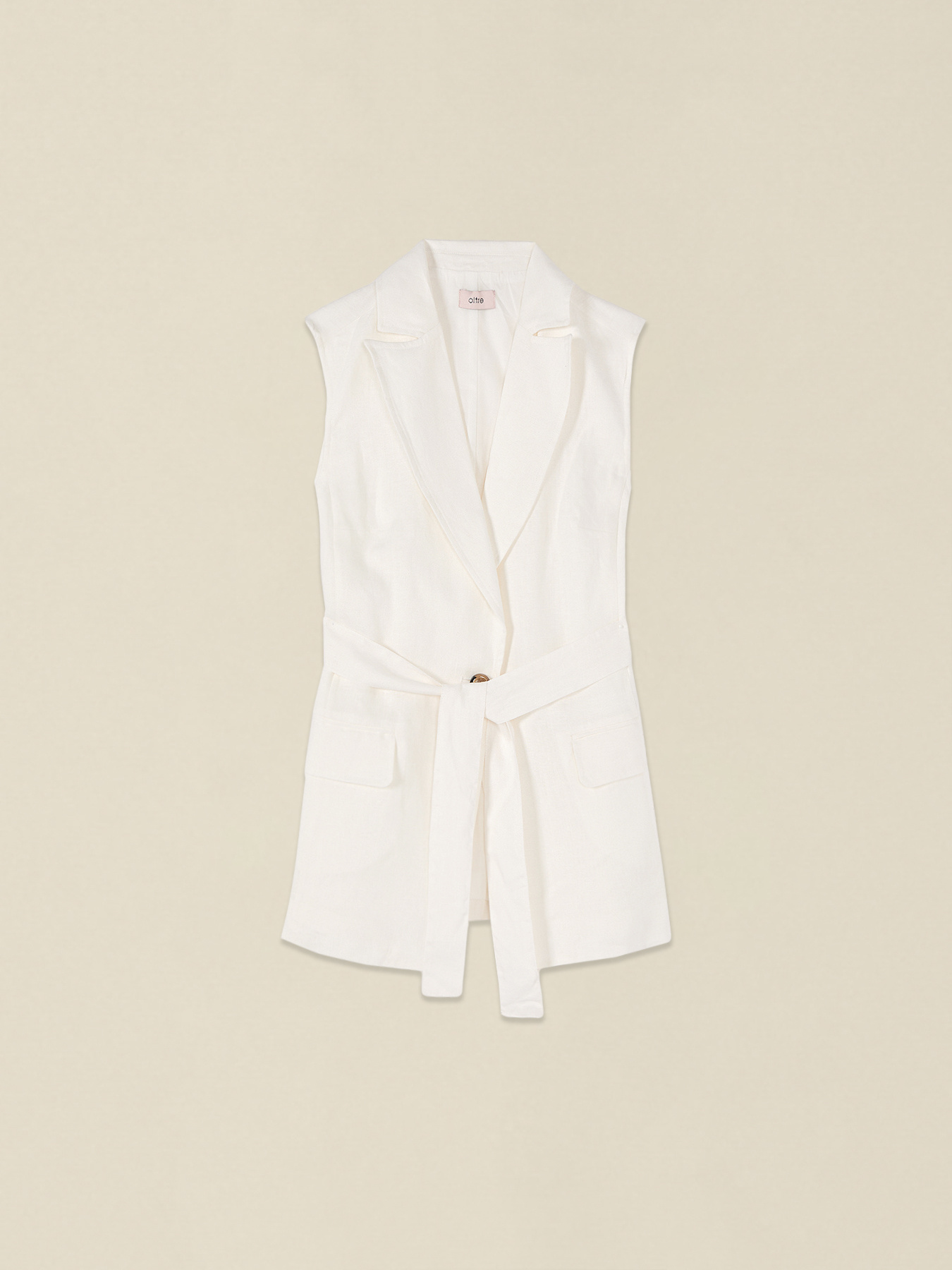 Tailored linen vest with belt image number 3