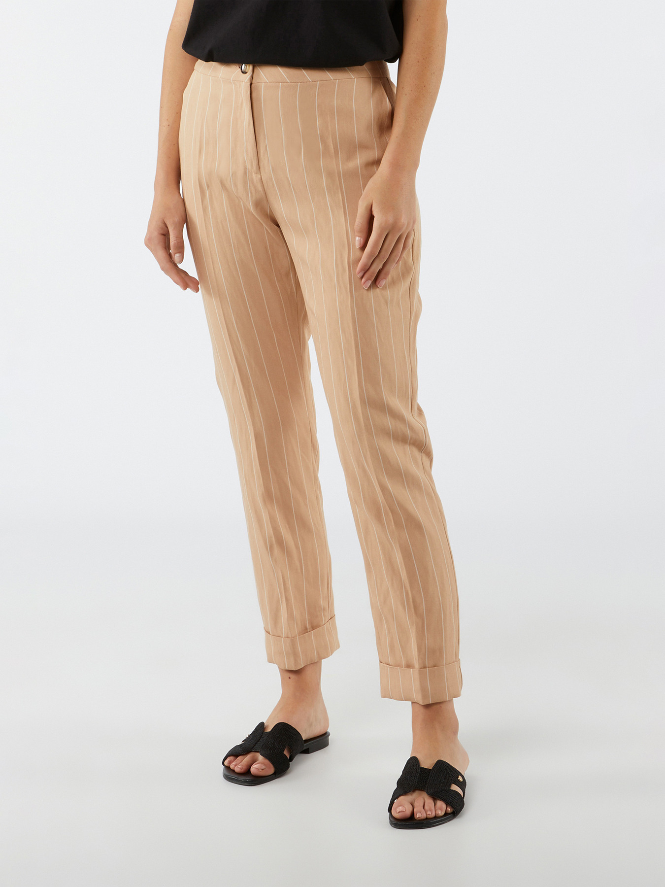 Pantalones pitillo de raya diplom&aacute;tica image number 0