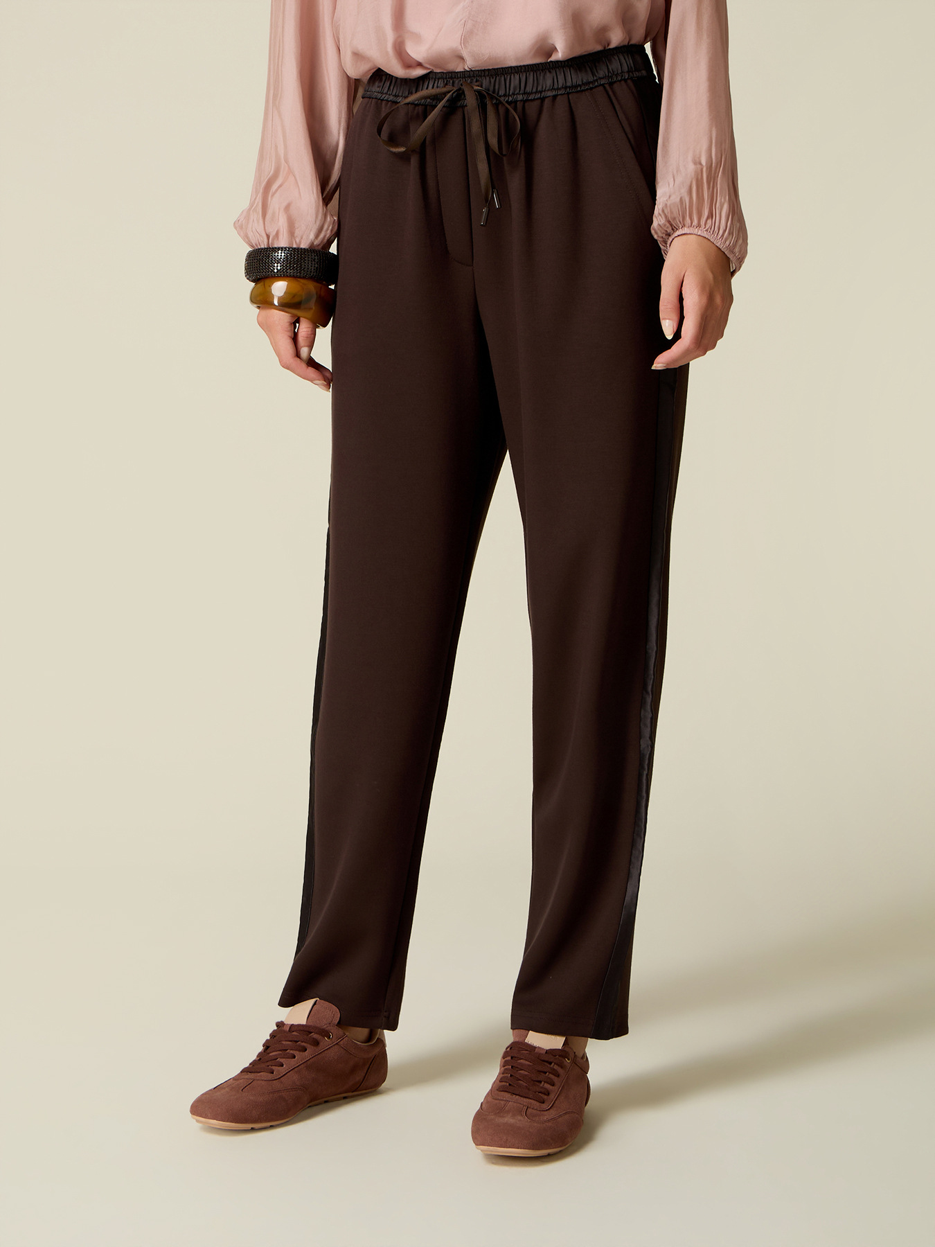 Joggers with satin details image number 3