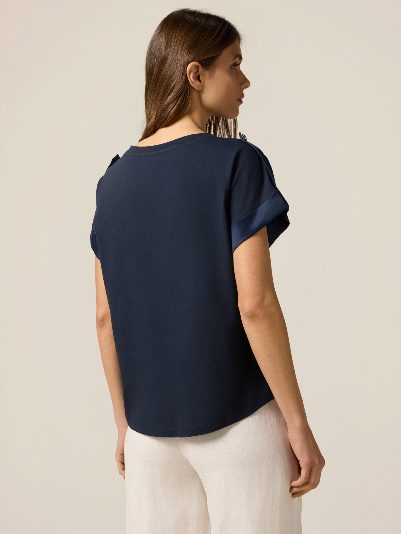 T-shirt in jersey con profili in raso image number 1