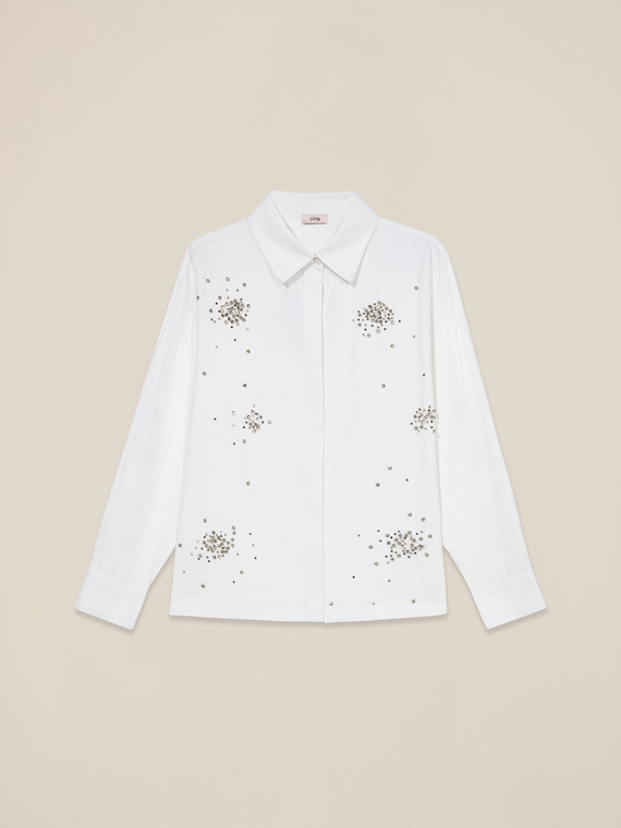 Gabardine shirt with appliqu&eacute;s