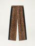 Pantaloni in raso animalier image number 4