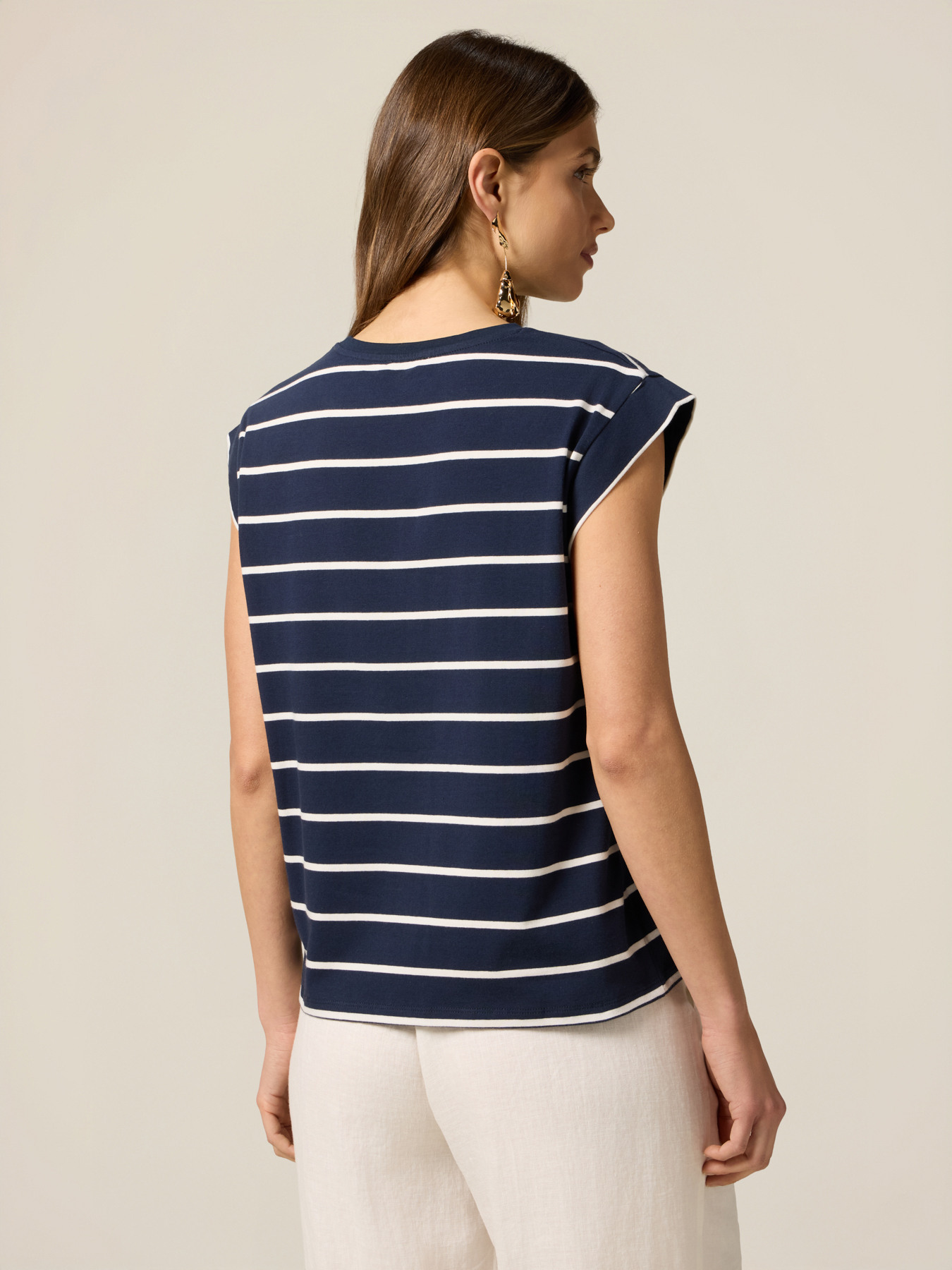 Striped T-shirt with decorative buttons image number 1