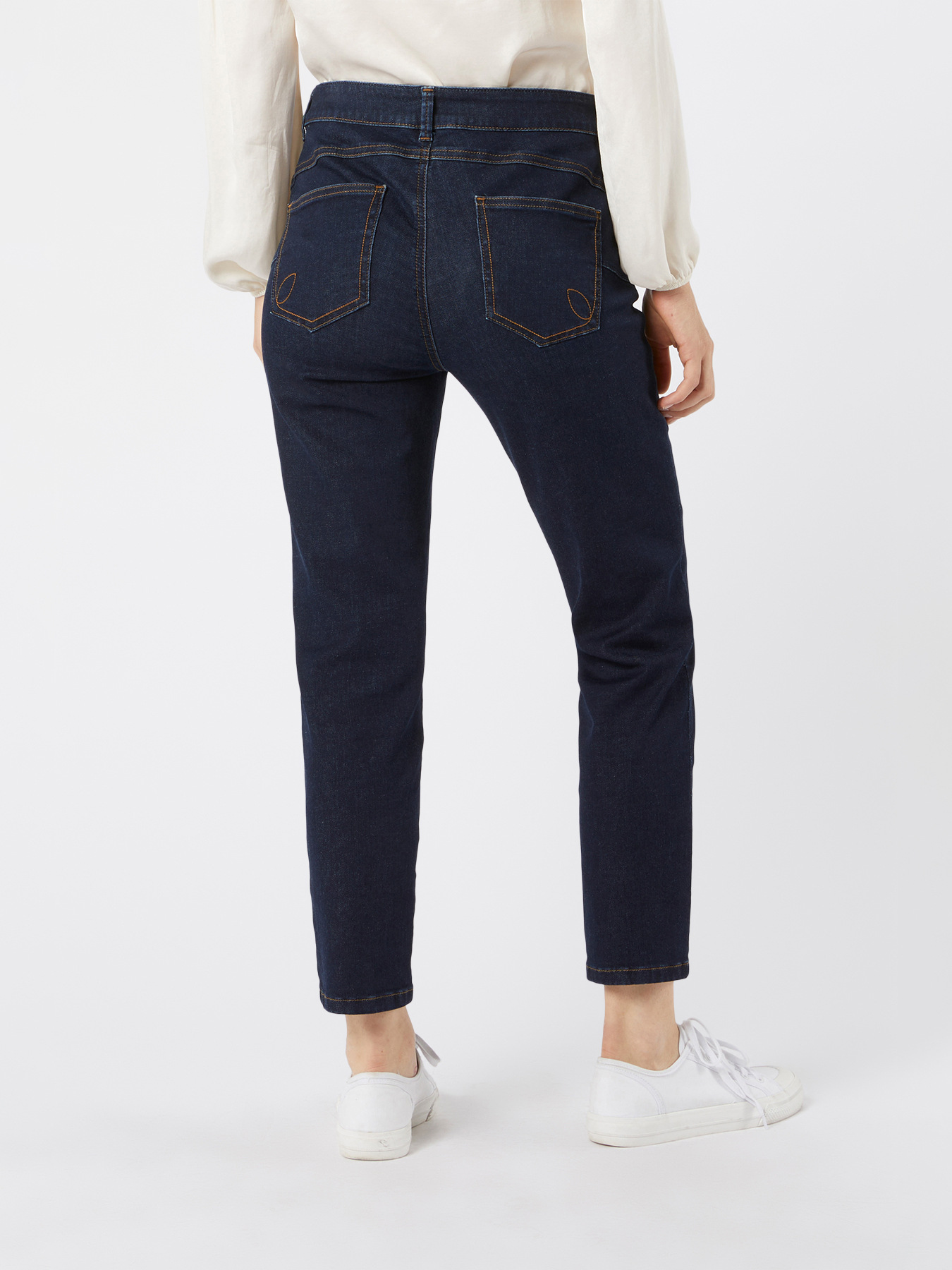 Jeans a sigaretta con bottone gioiello image number 1