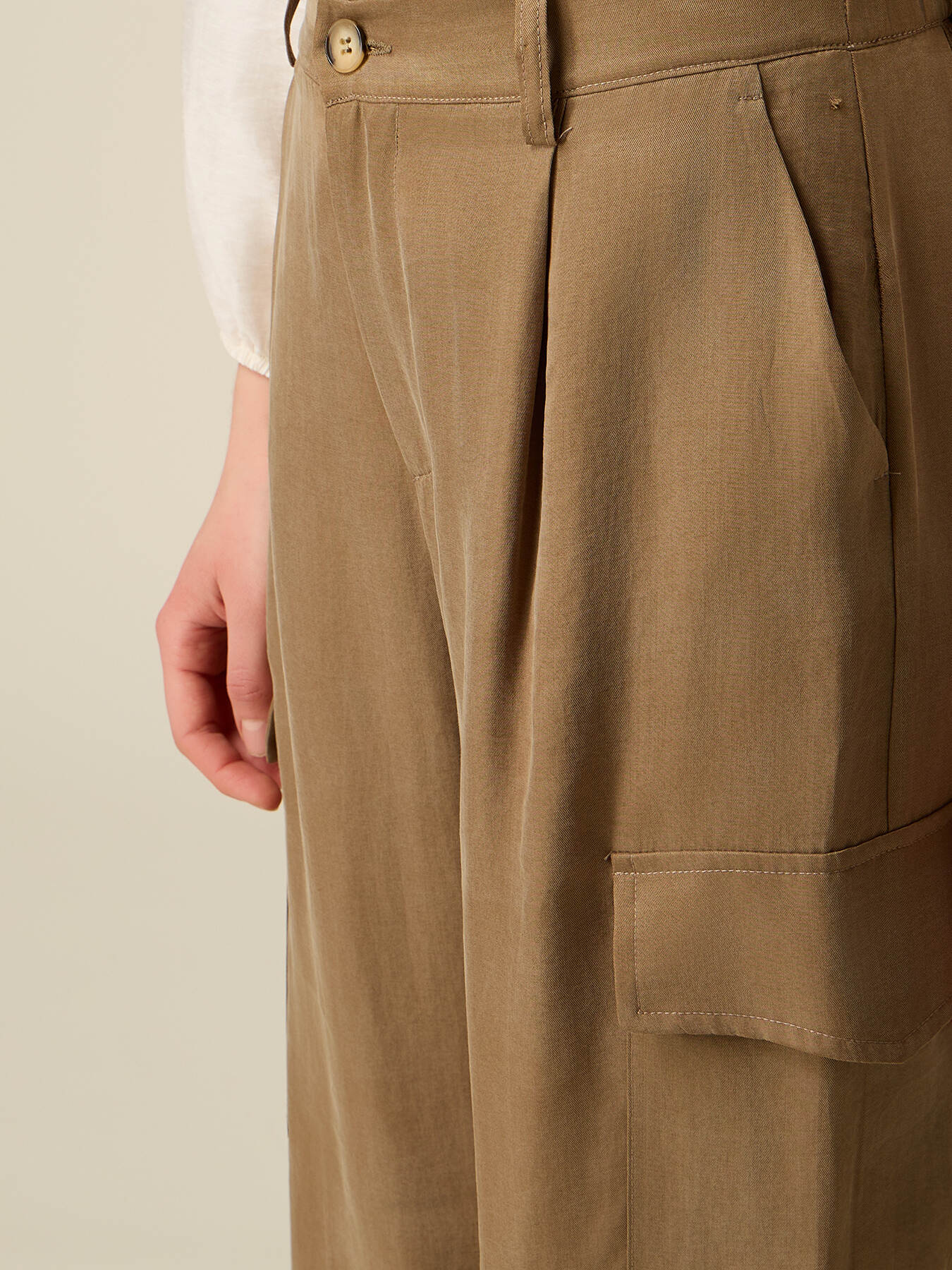 Pantalon cargo en lyocell image number 2