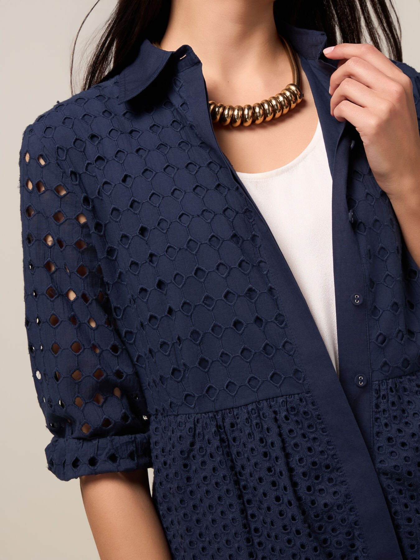 Blusa de encaje bordado image number 2