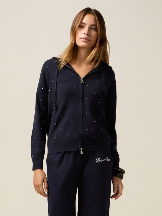Hooded cardigan with patch pockets