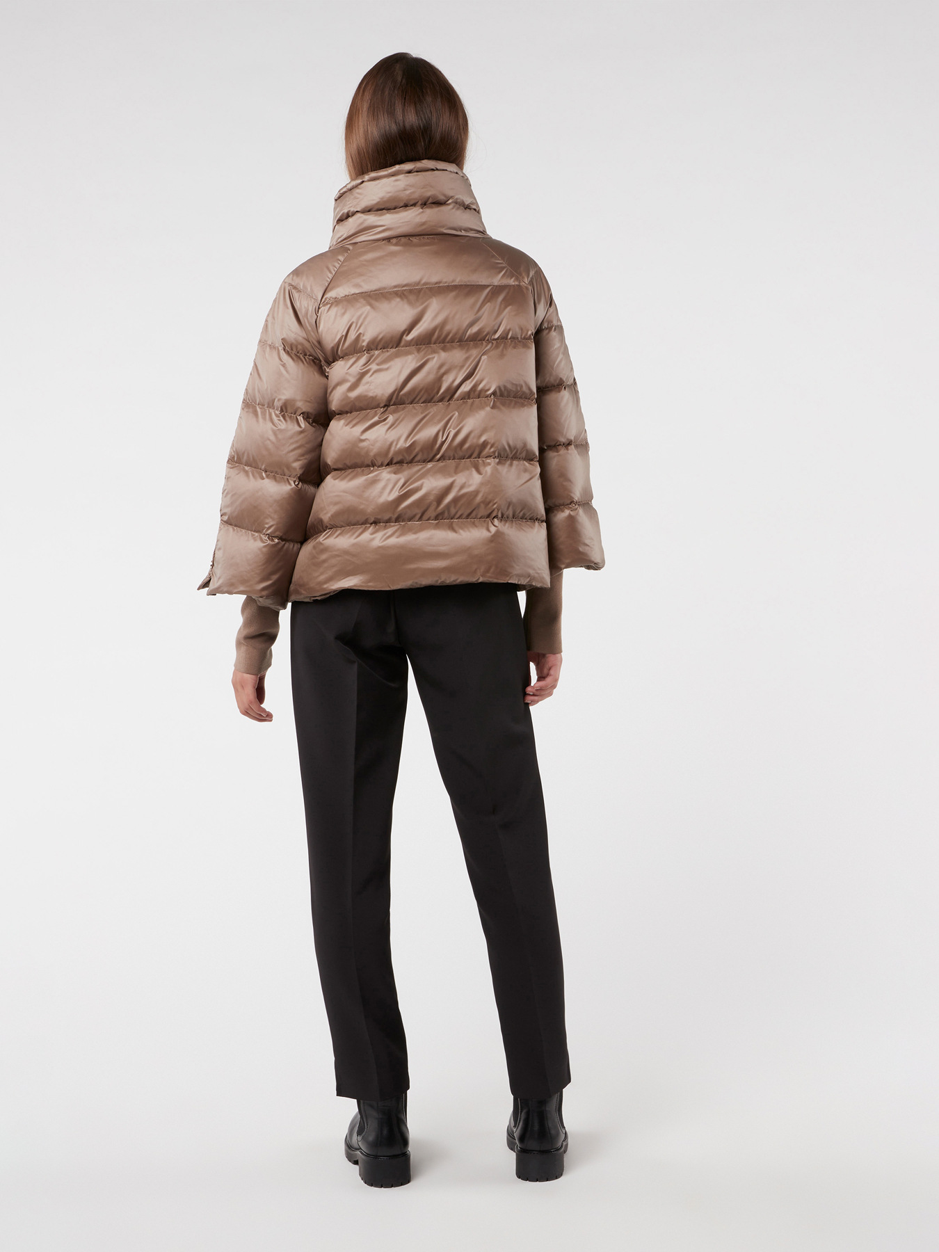 Piumino corto in vera piuma image number 1