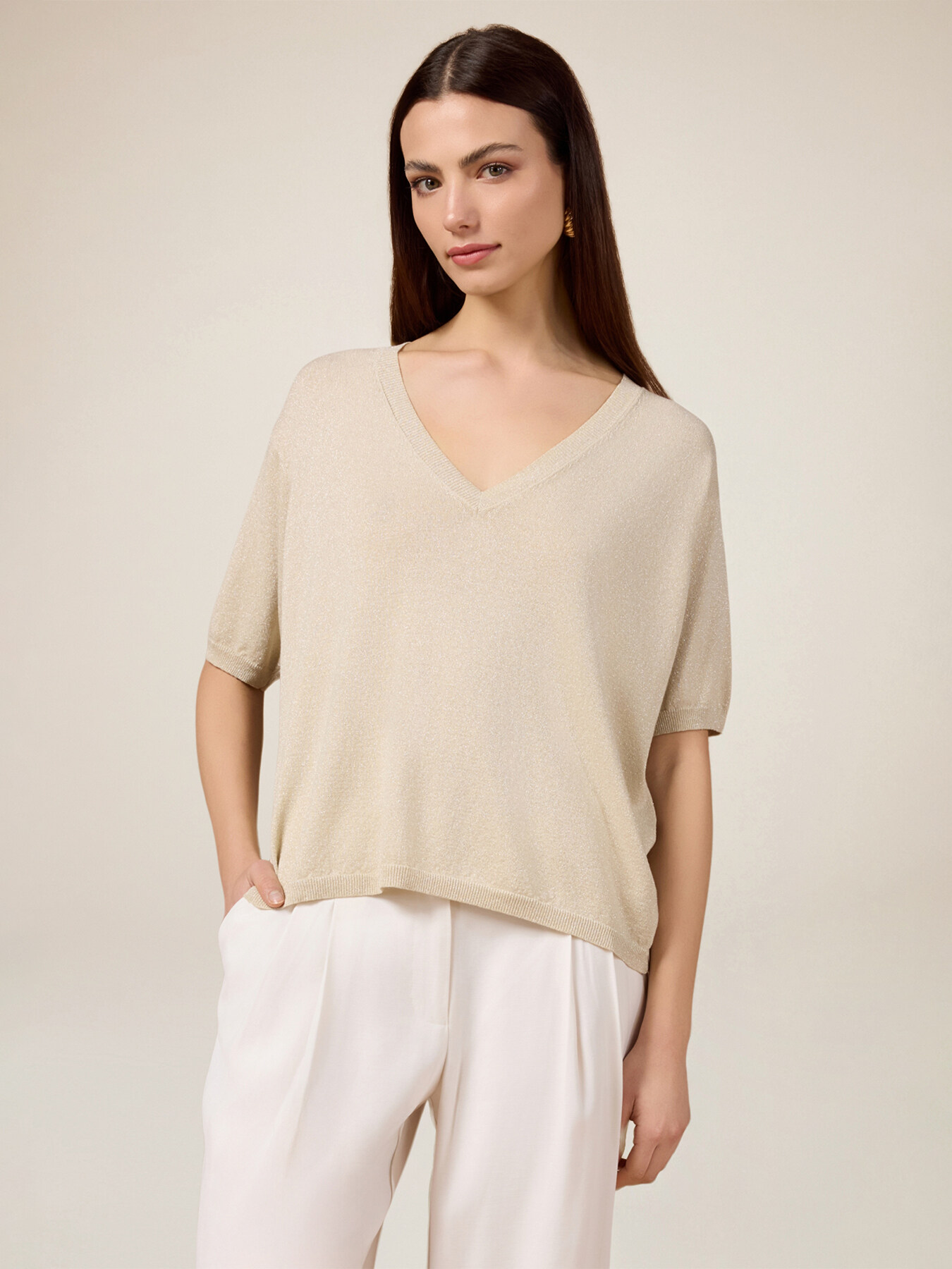 Pull en lurex avec col en V image number 0