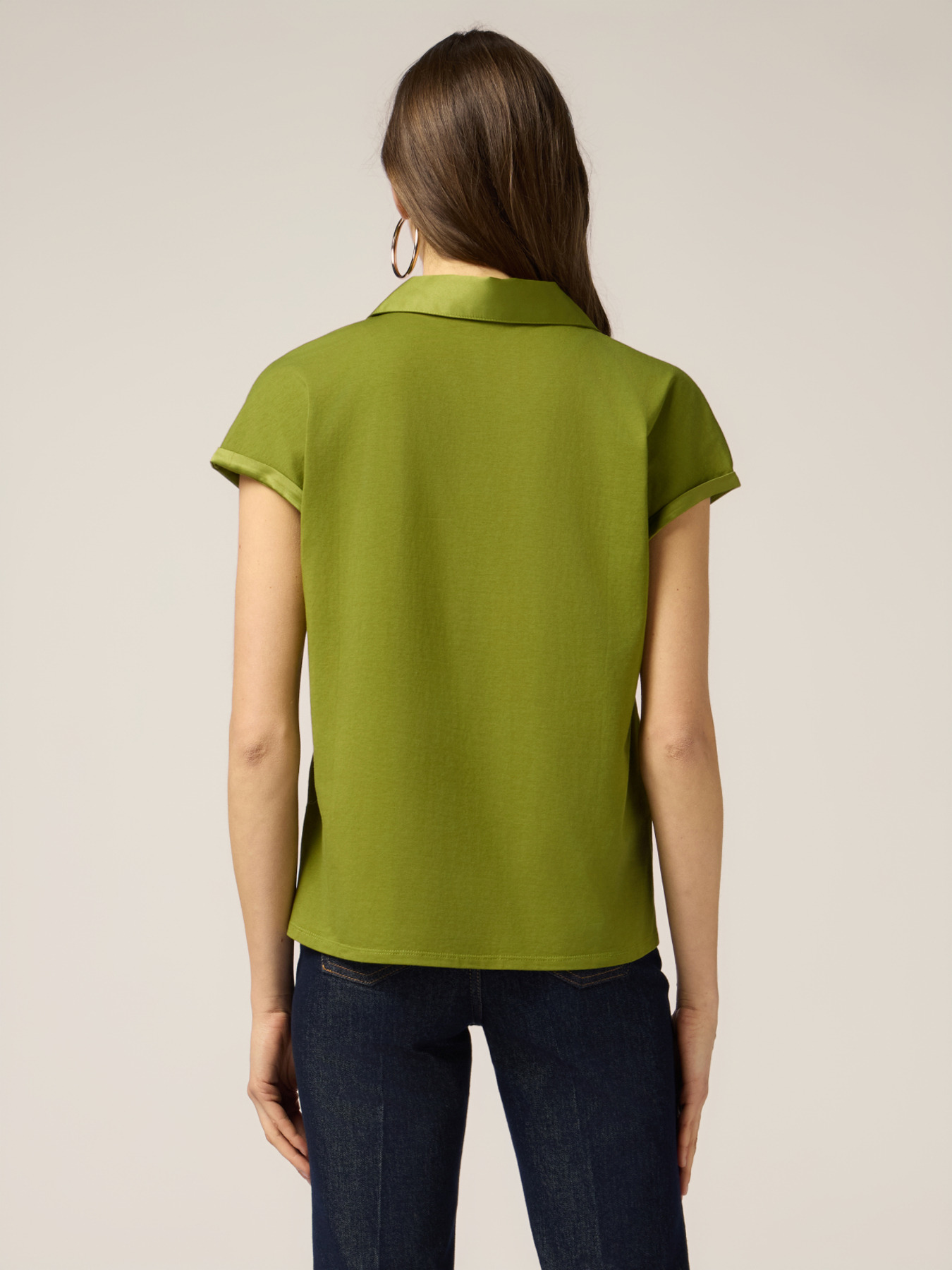 T-shirt bimaterica scollo a V image number 1