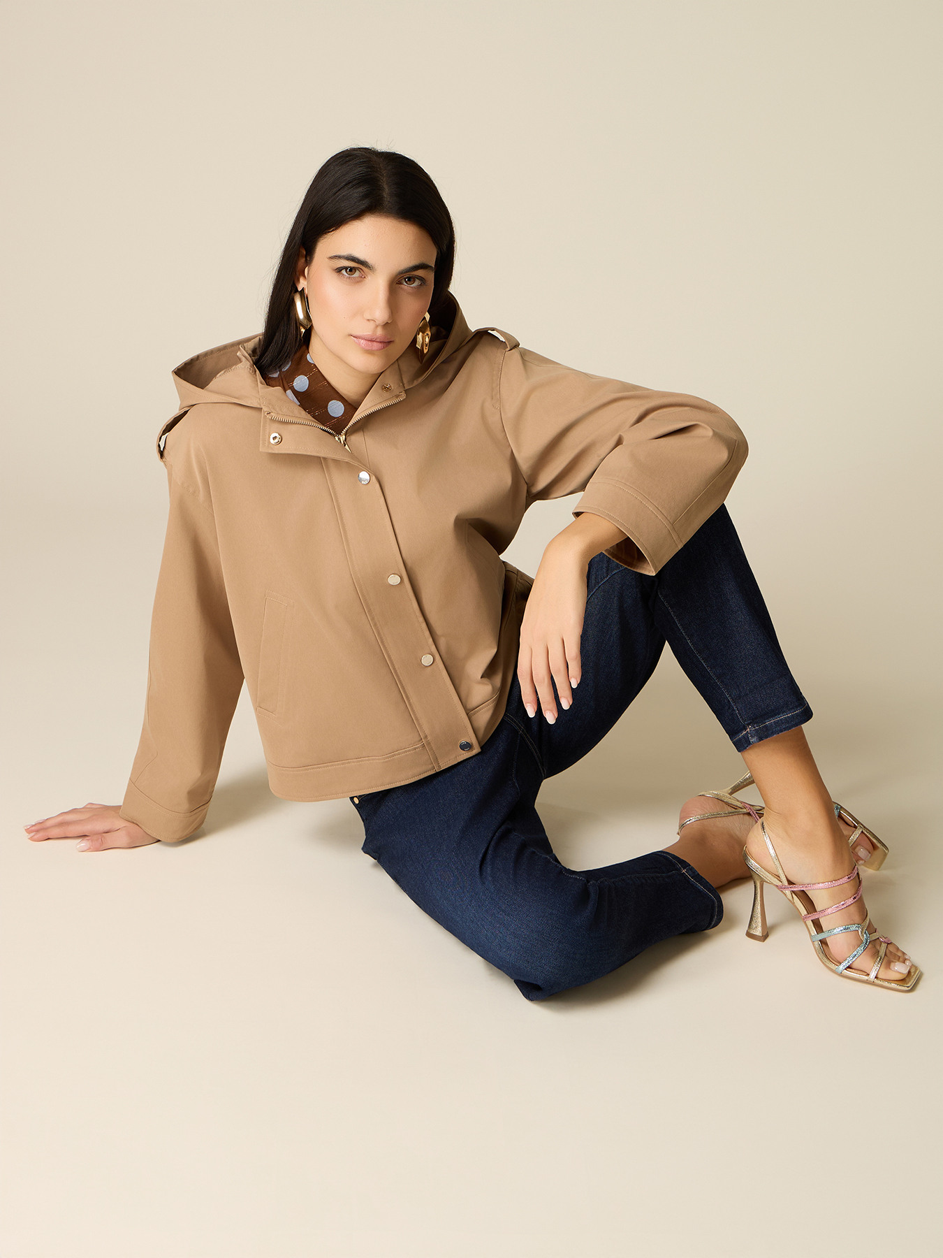 Short parka with hood image number 0