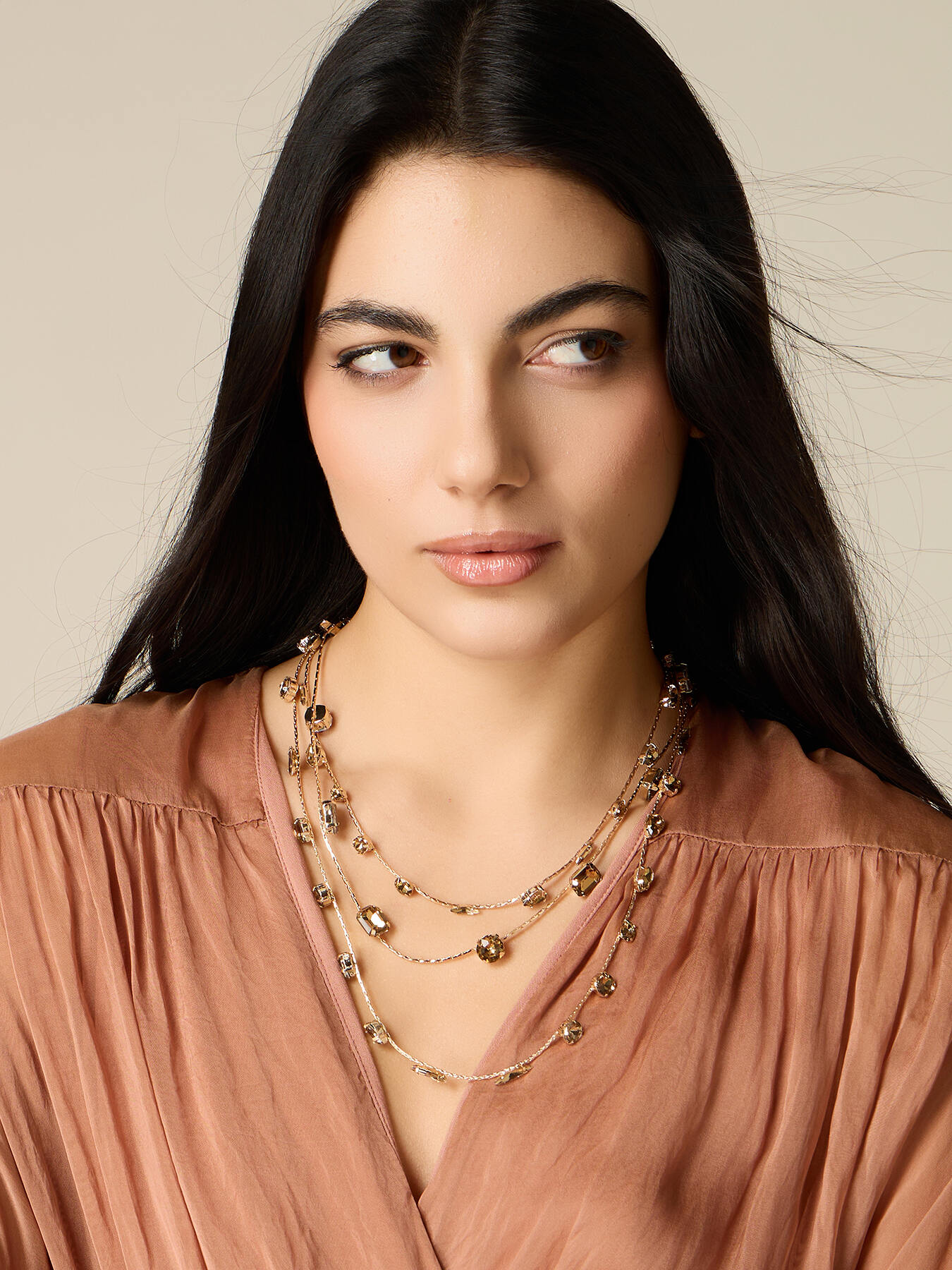 Collana multifilo con cristalli image number 0