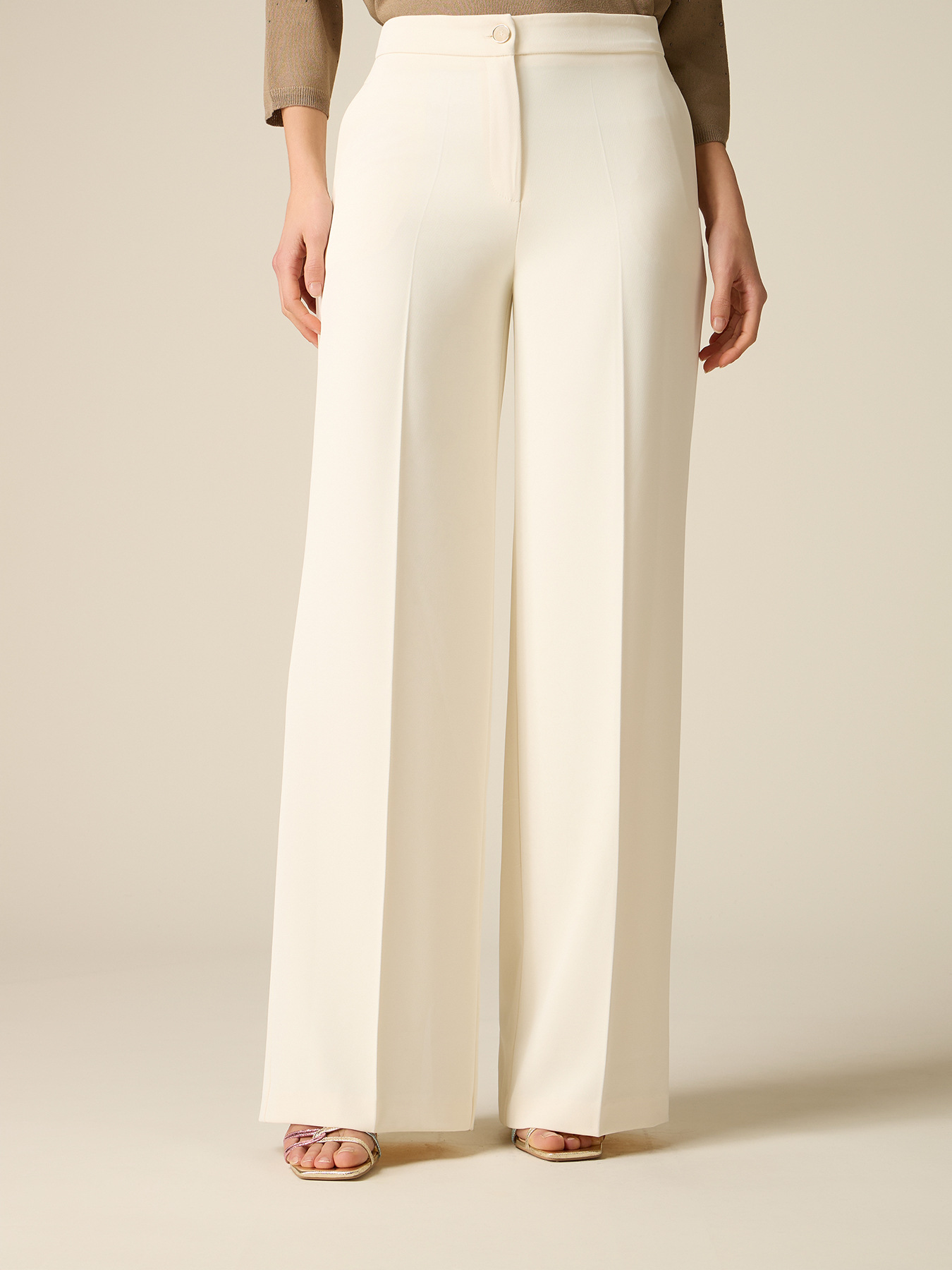 Wide-leg palazzo pants in crepe fabric image number 3