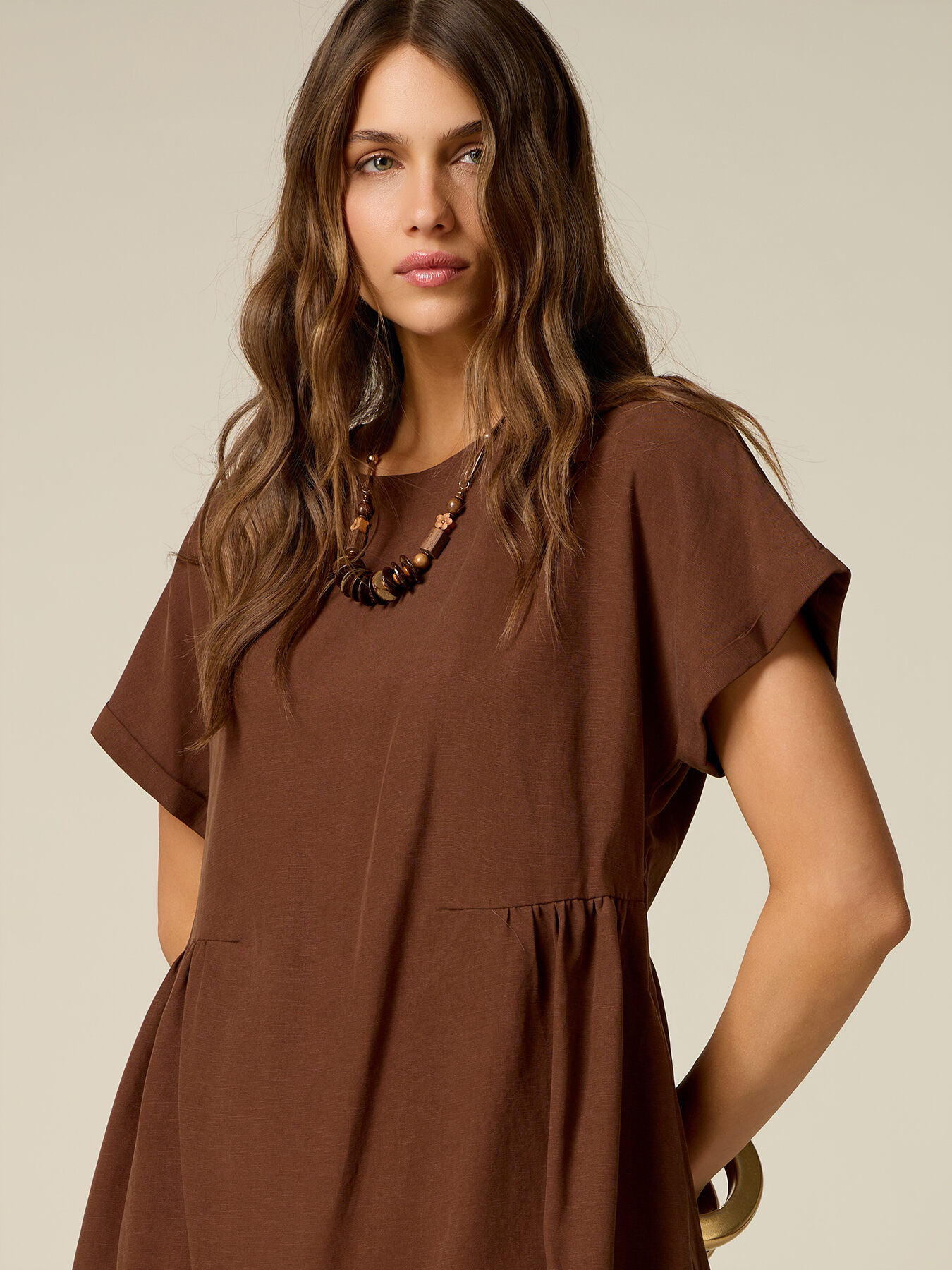 Vestito flare misto lino con collana image number 2