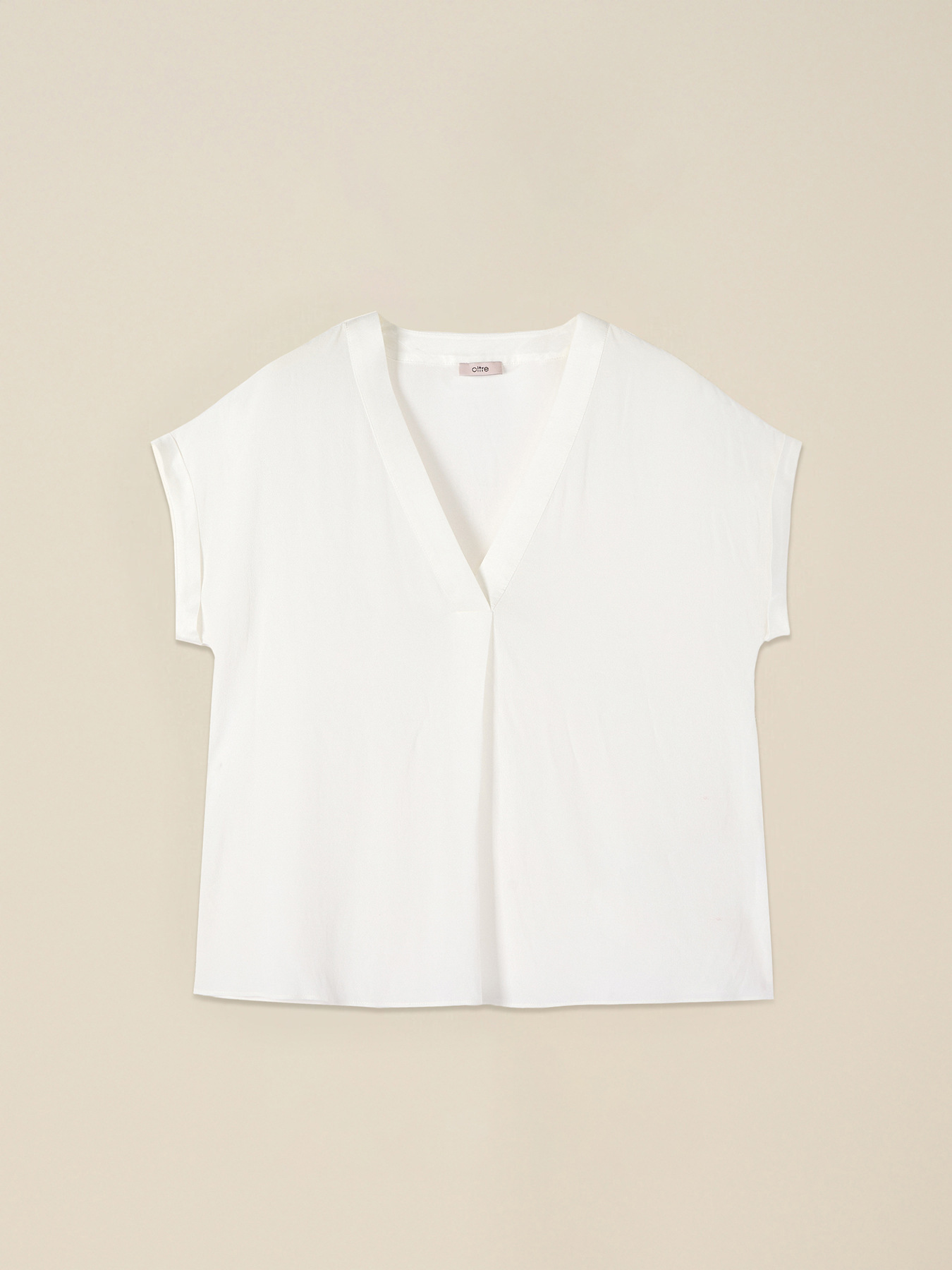 Bi-material blouse with kimono sleeves image number 3