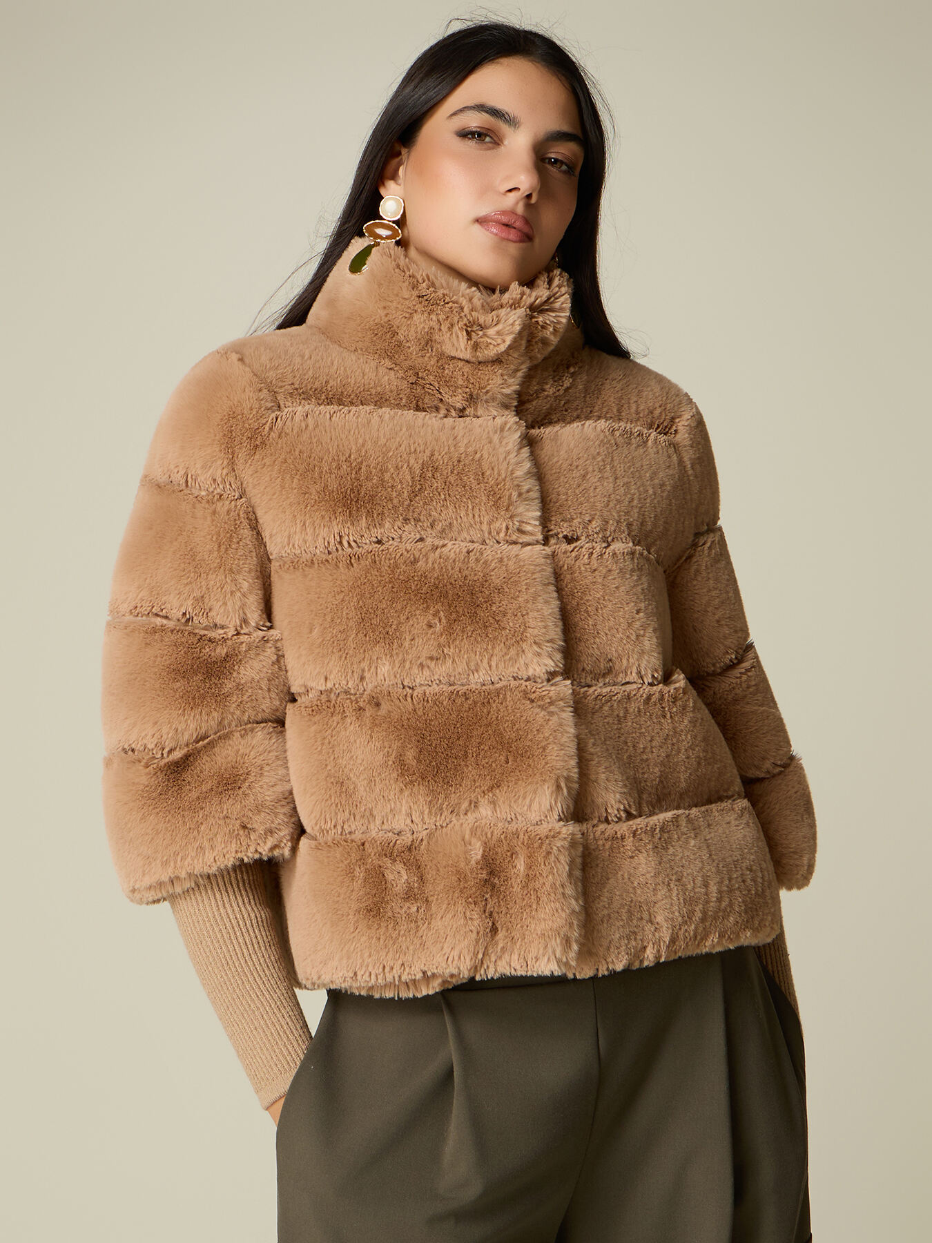 Short plush-effect jacket image number 0