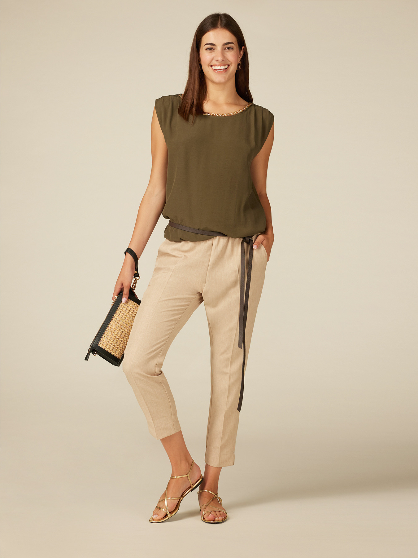 Top aus zwei Materialien mit Kette image number 3