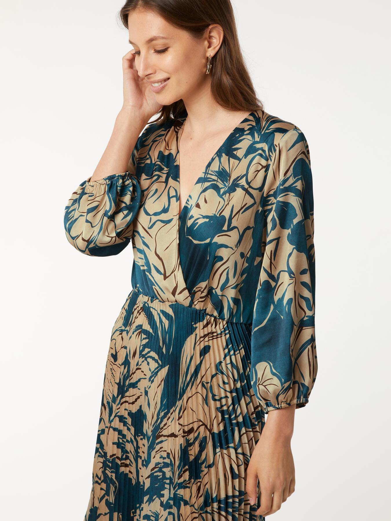 Maxi Dress aus gemustertem Satin image number 2