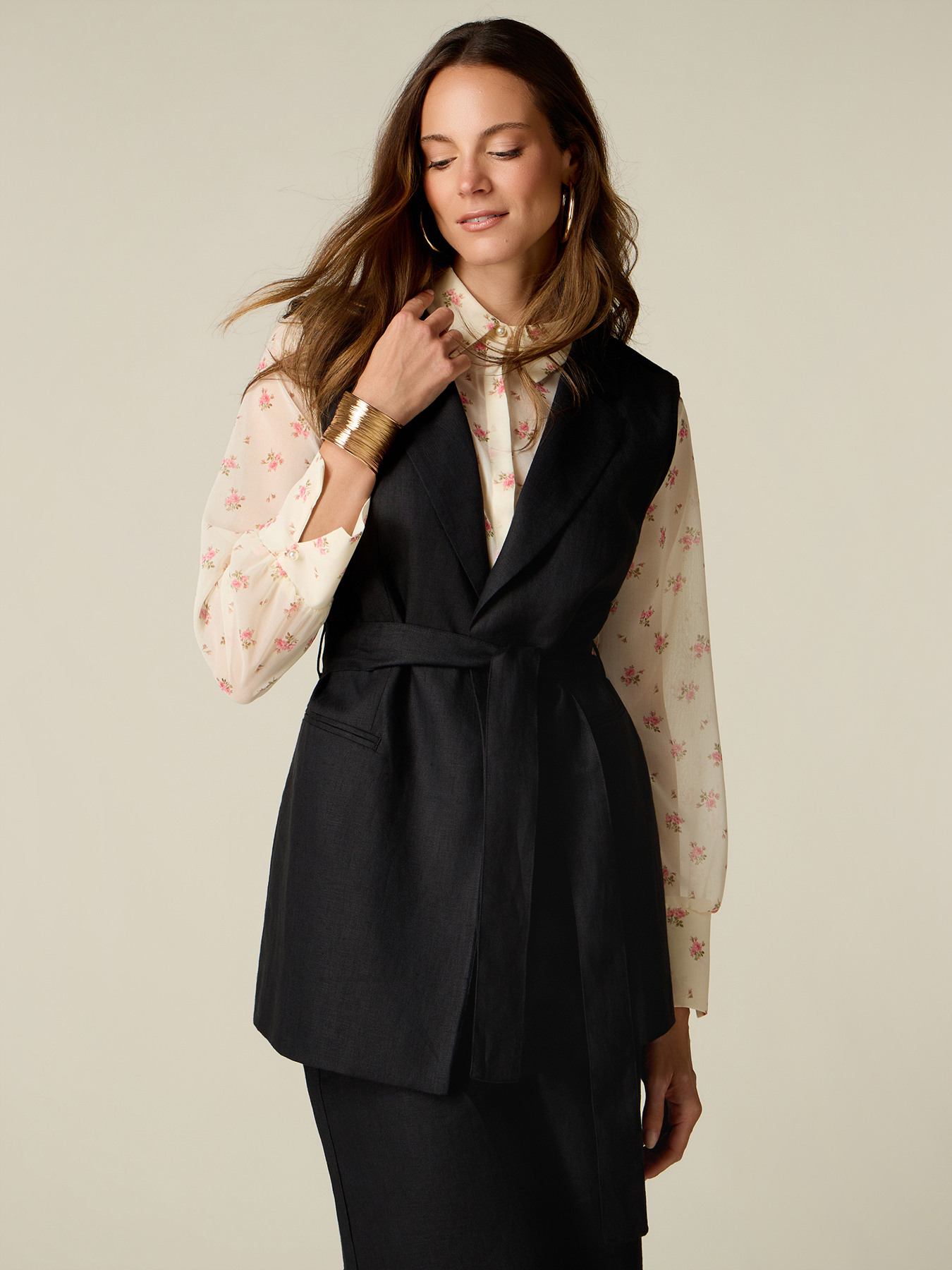 Gilet in lino con cintura in vita image number 0