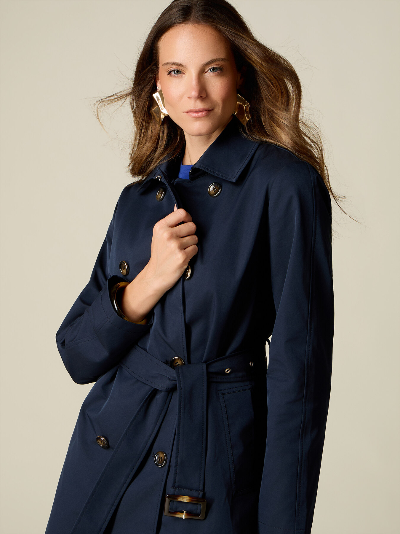 Double-breasted trench coat with belt image number 2