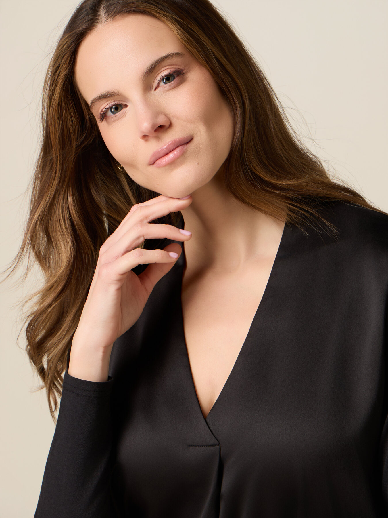 Two-material long sleeve T-shirt image number 2