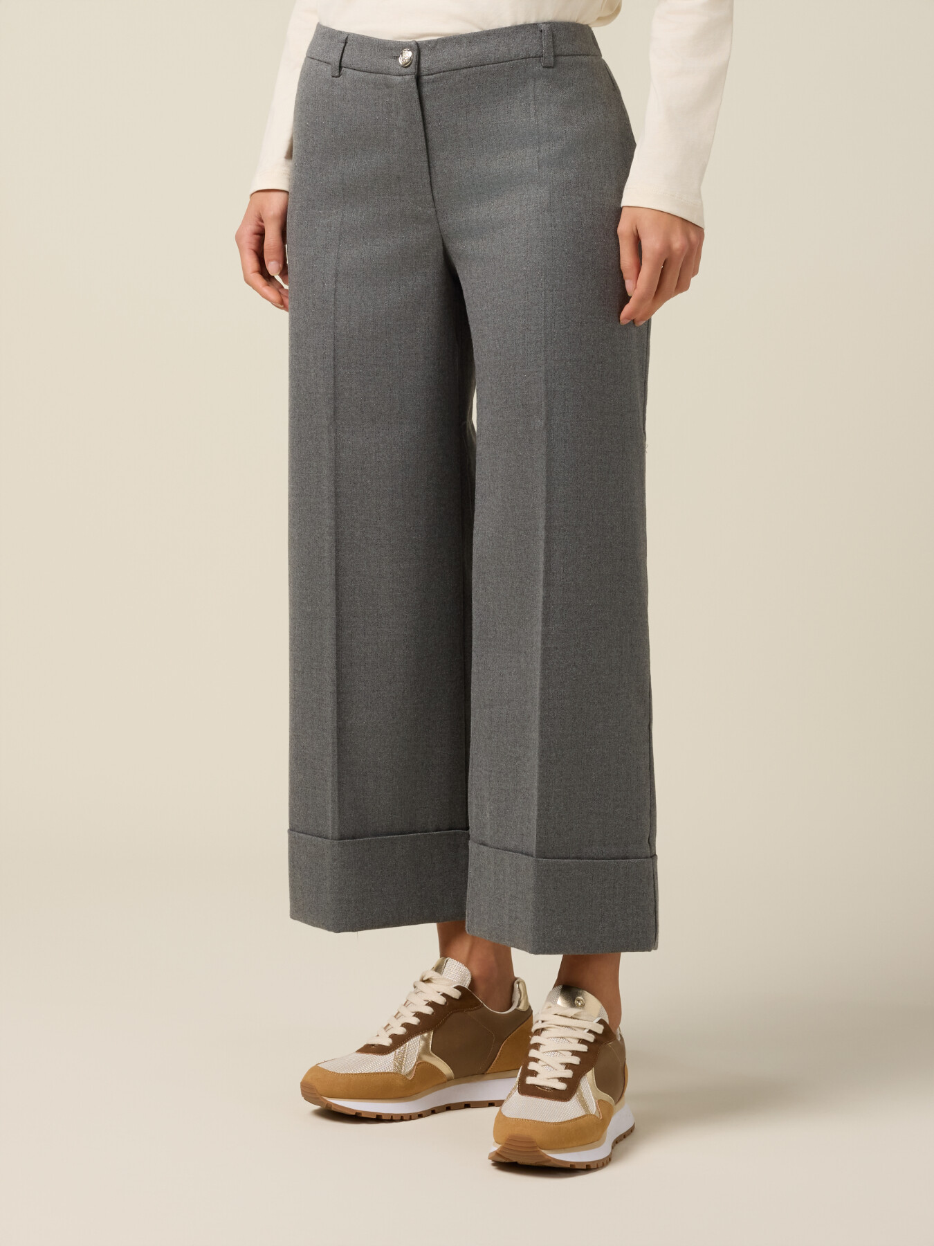 Pantaloni cropped in flanella image number 3