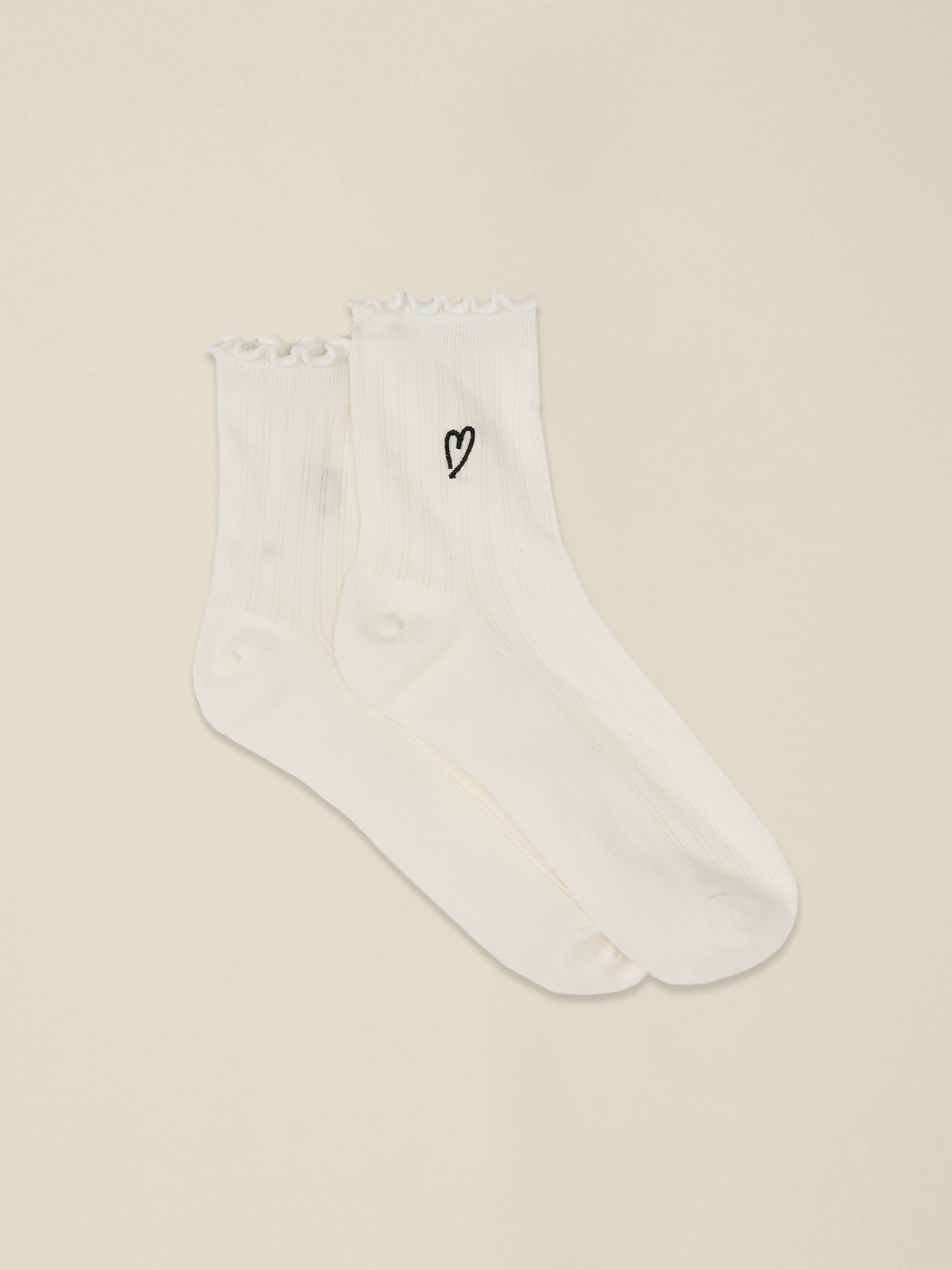 Socks with embroidery image number 1