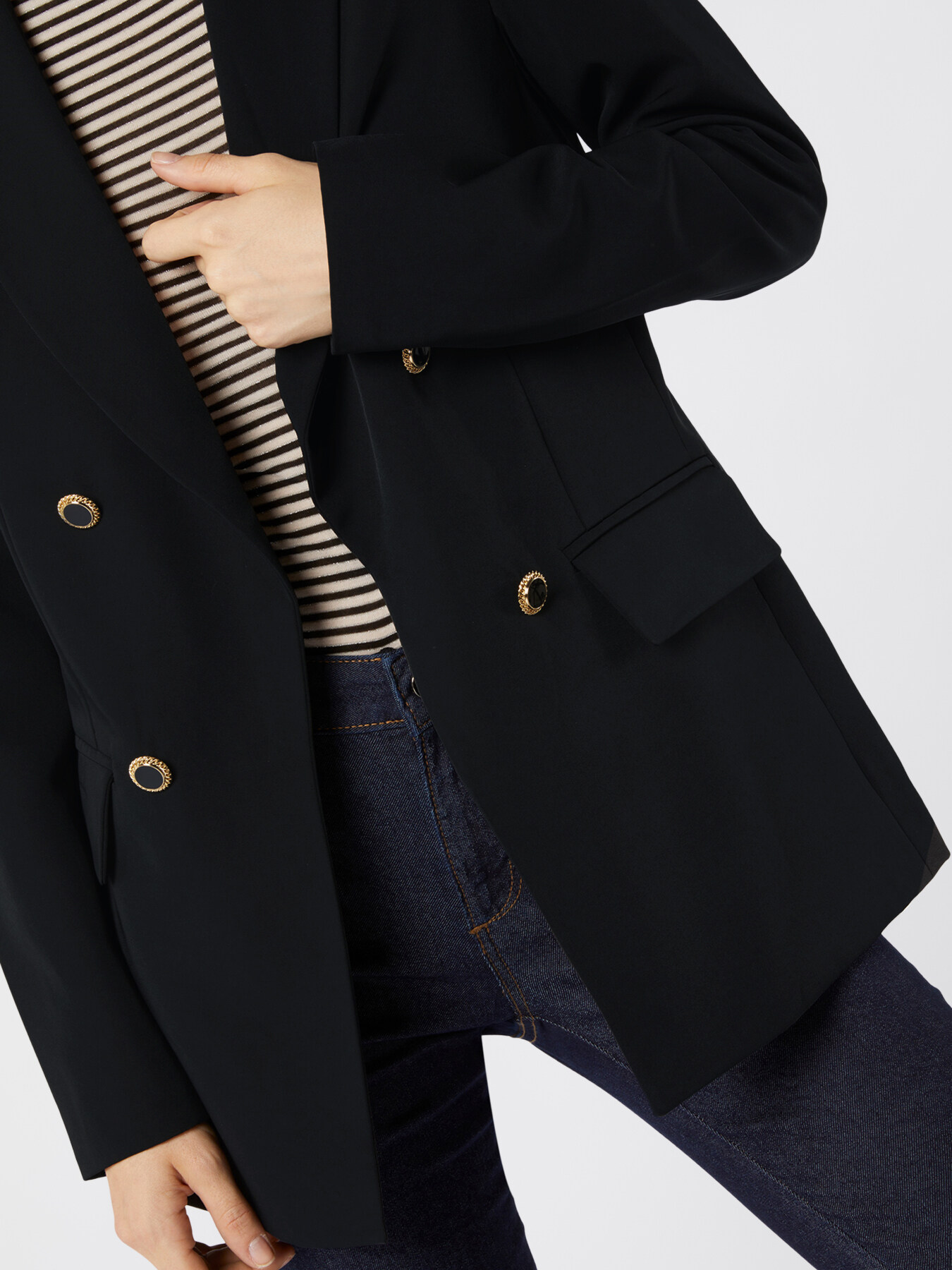 Blazer con bottoni gioiello image number 2